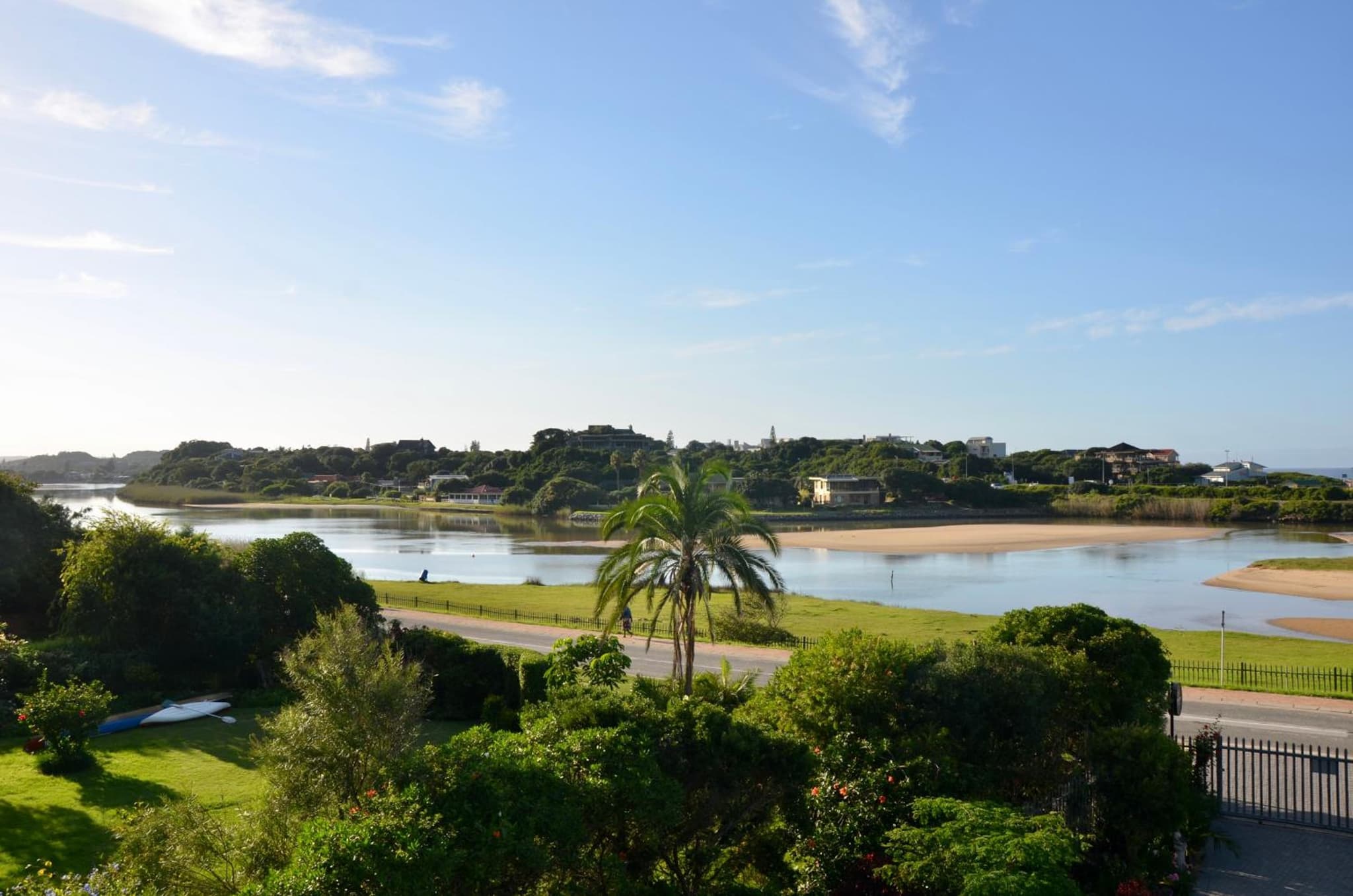 Serenity Ocean Lodge photo 6