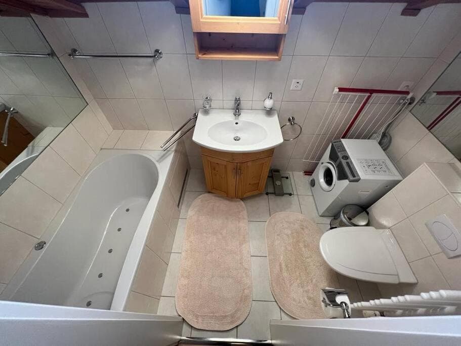 Attic Gem with Unbeatable Lake Moubra View photo 9