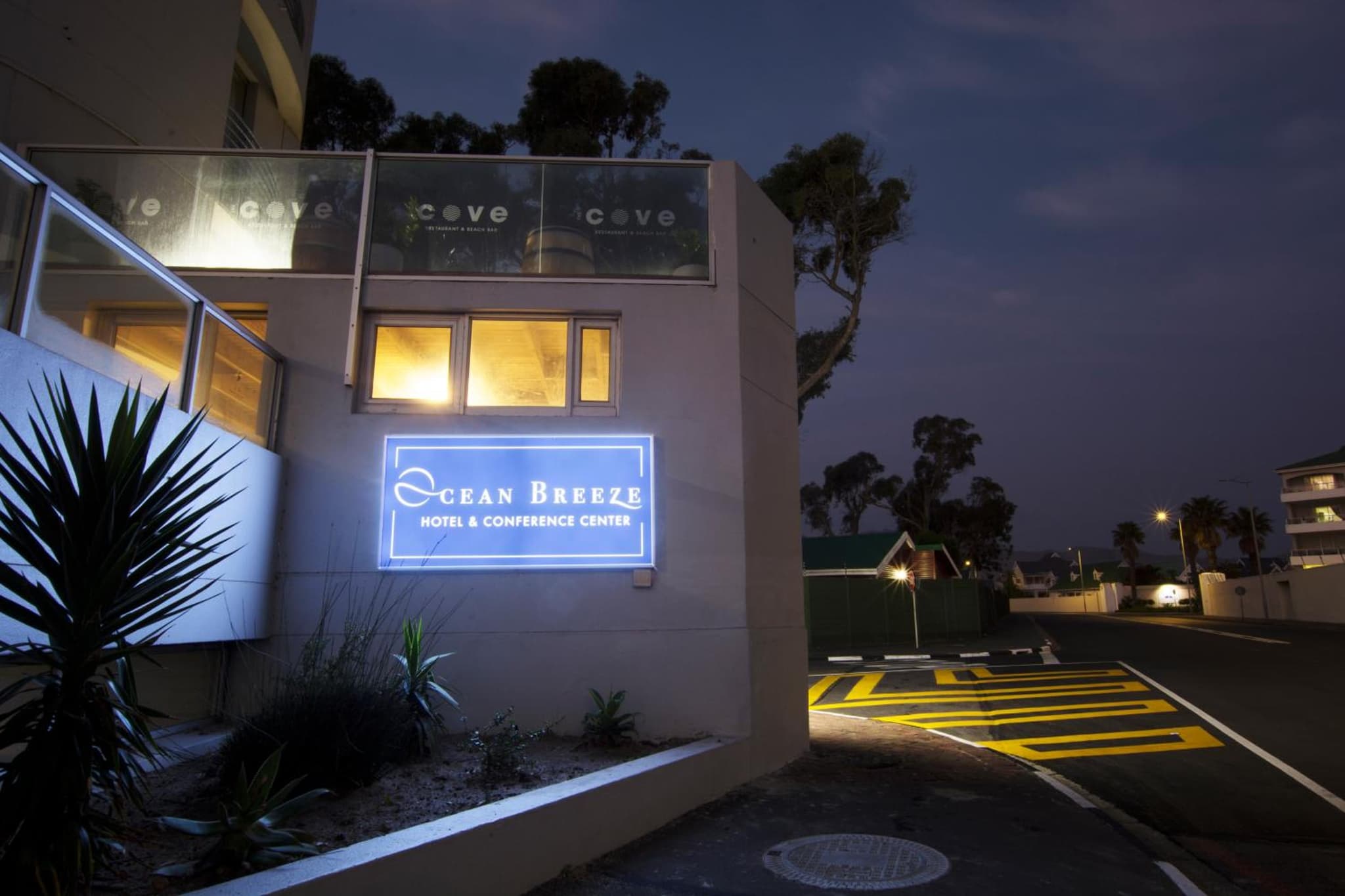 Ocean Breeze Hotel photo 4