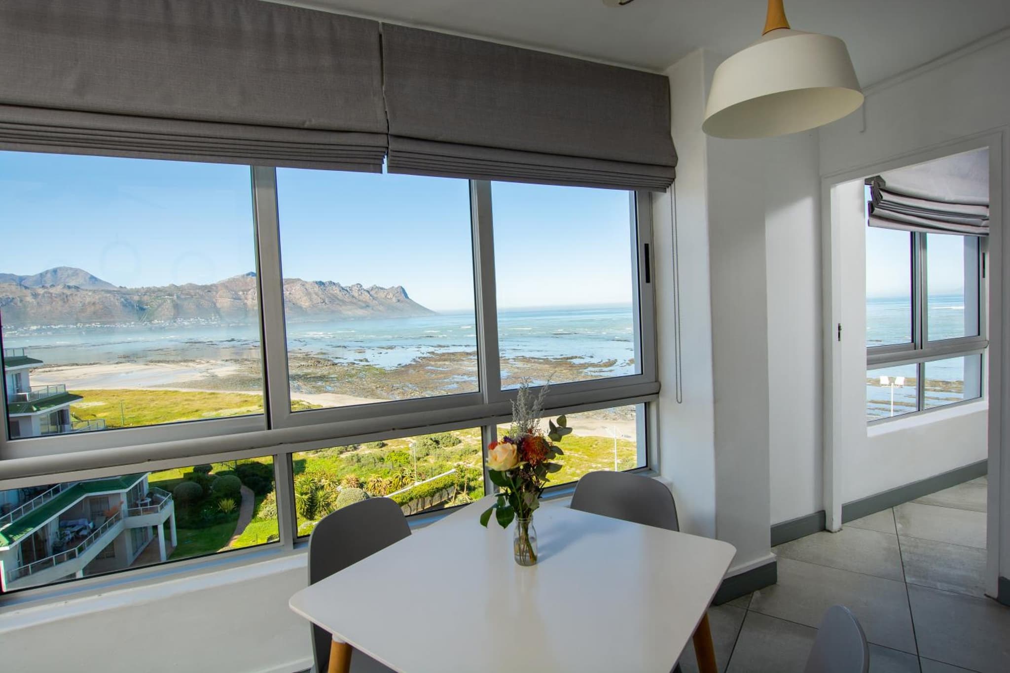 Ocean Breeze Hotel photo 7