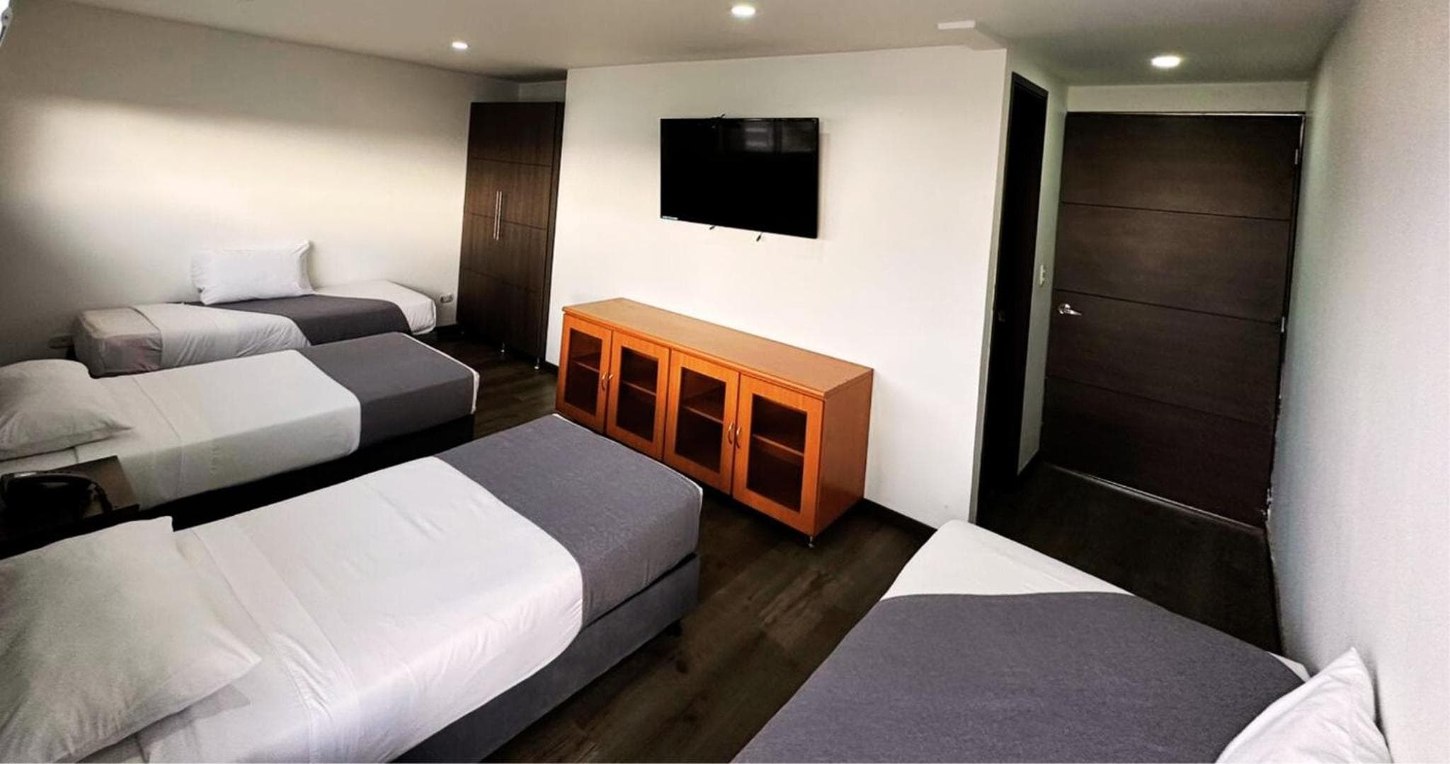 Hotel Expo Hotel Ferial photo 9