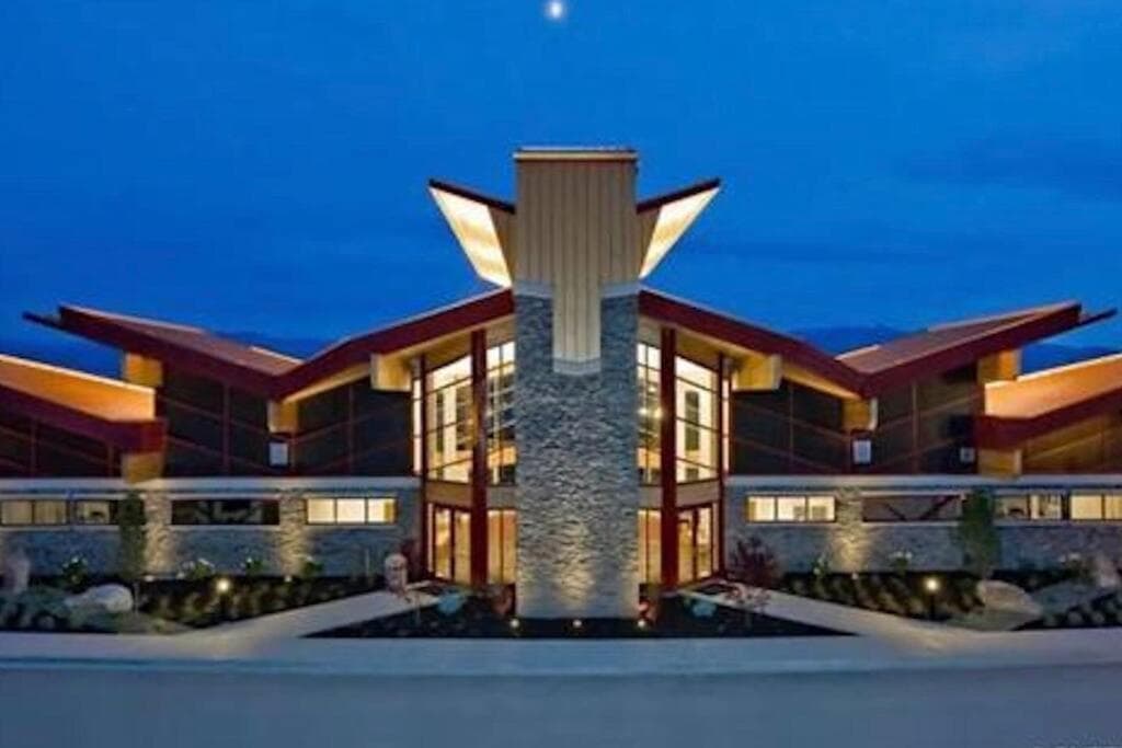 Copper Sky, West Kelowna photo 5