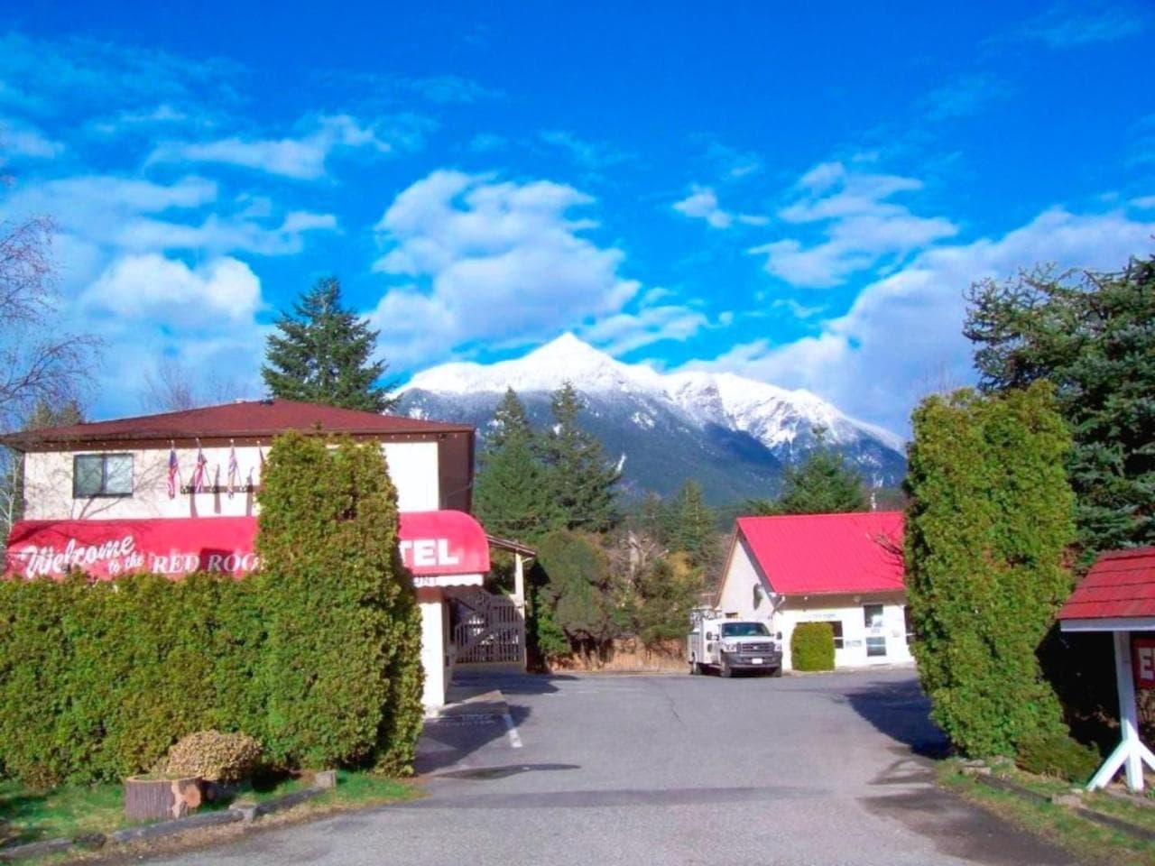 Red Roof Motor Inn photo 8