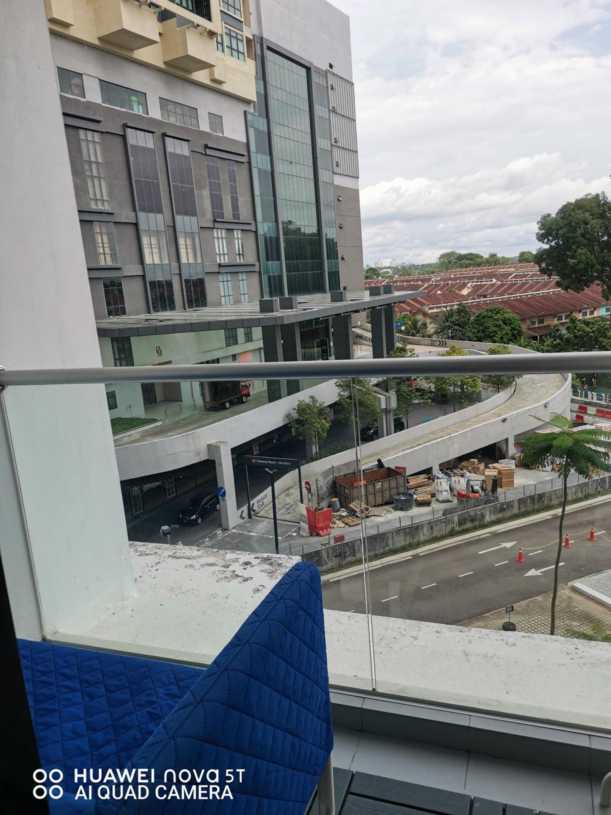 Platino Aparment @ Paradigm Mall photo 6