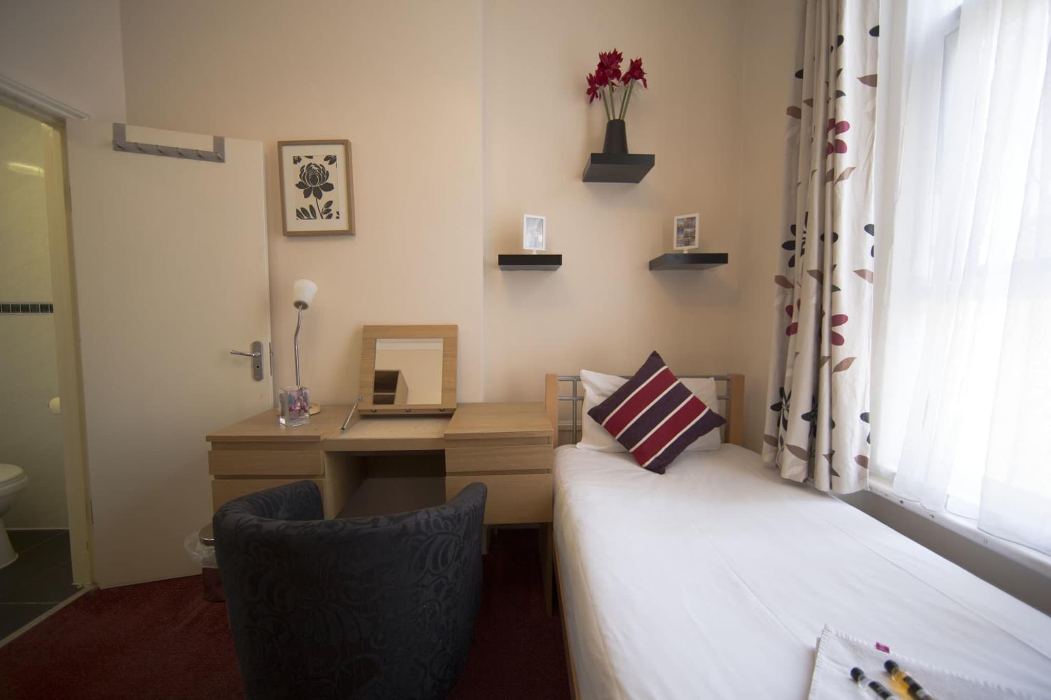 Saba Hotel London photo 5