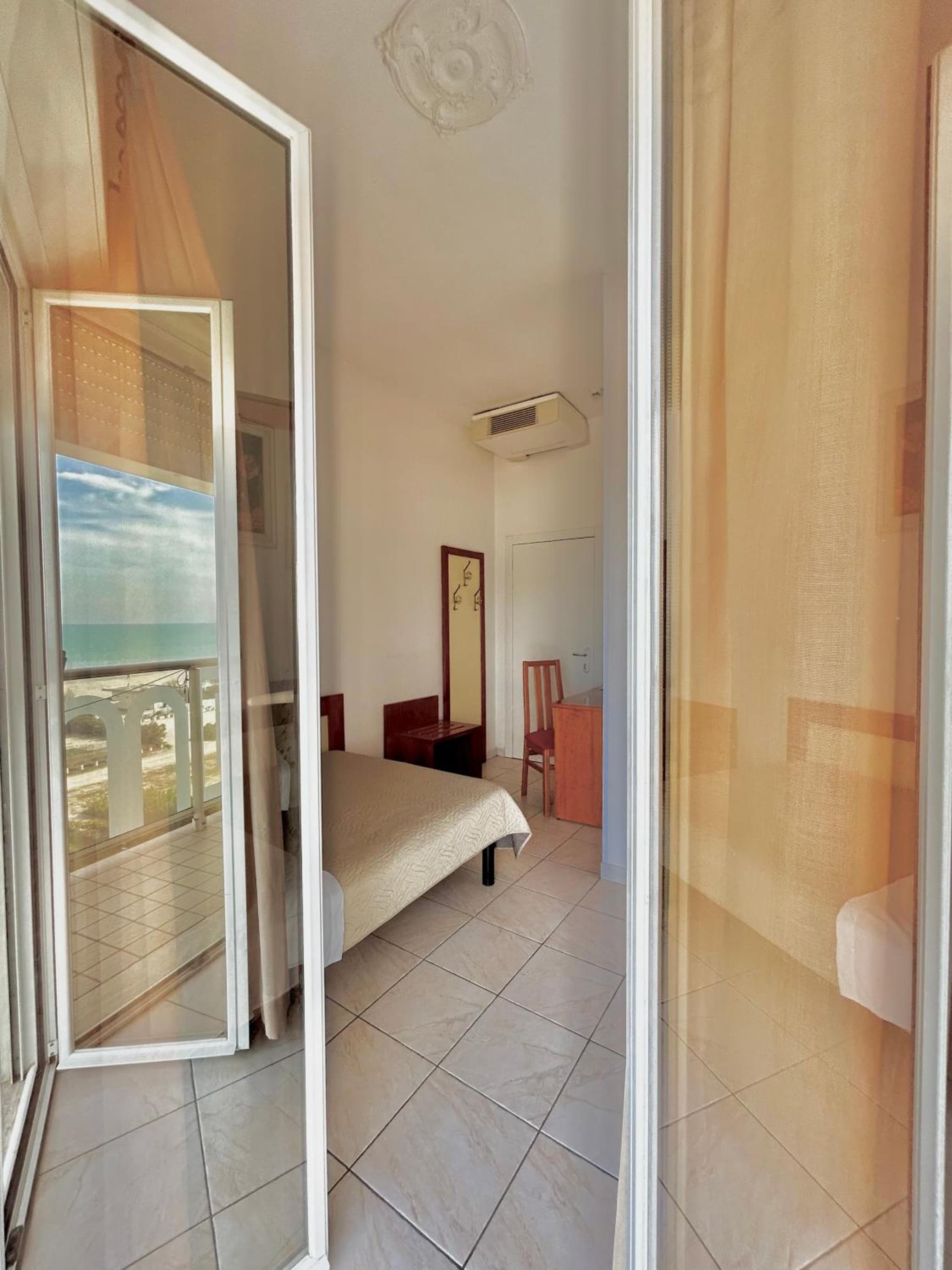 Hotel Adria photo 3
