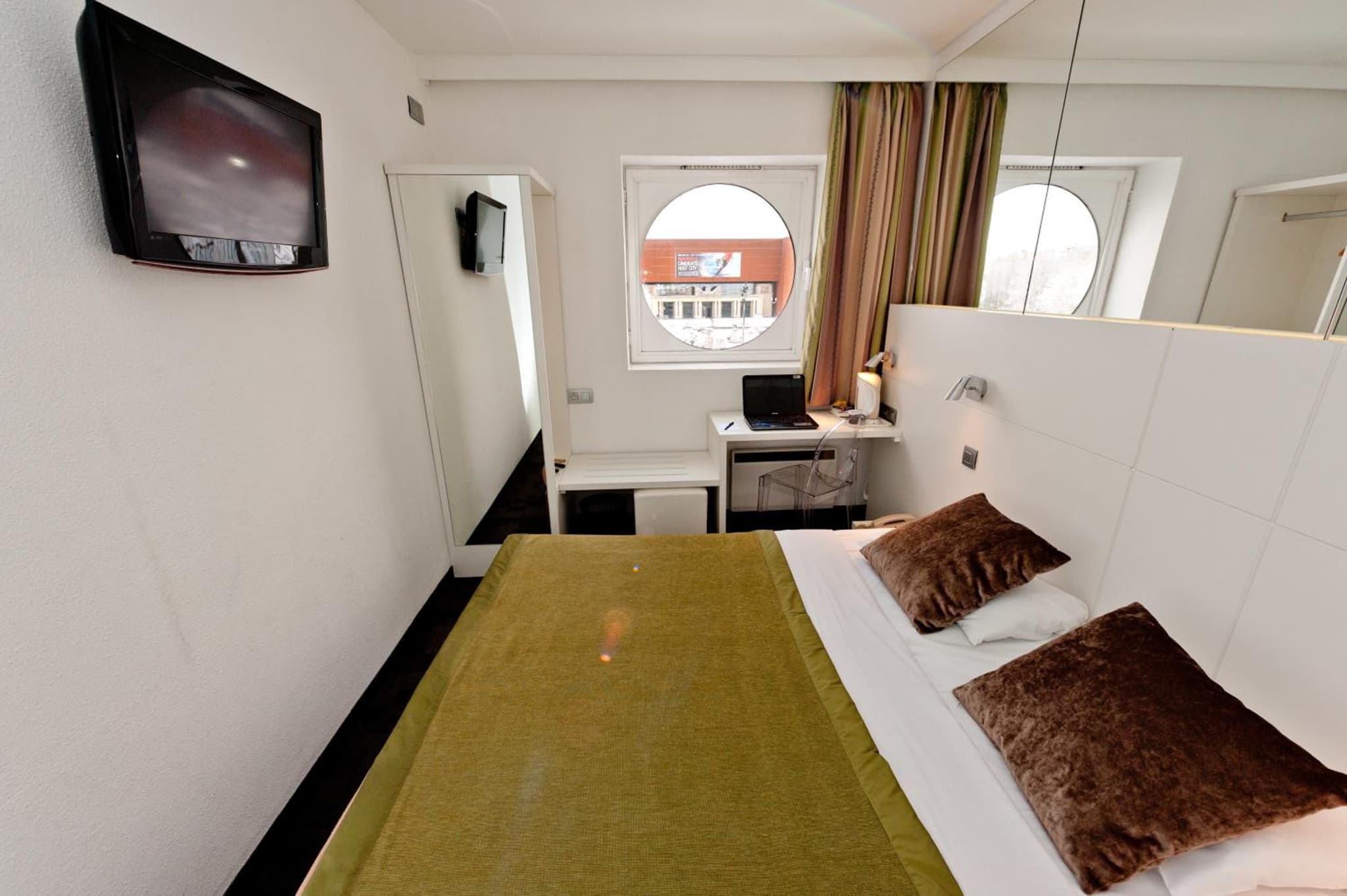 Hotel Expo photo 7