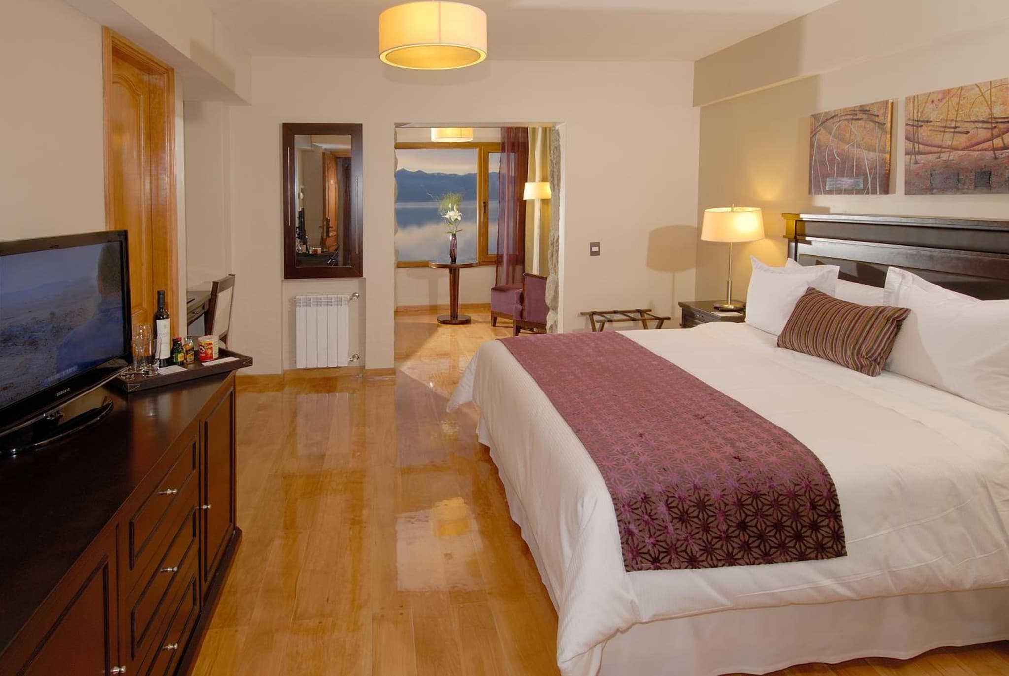 Alma Del Lago Suites & Spa photo 2