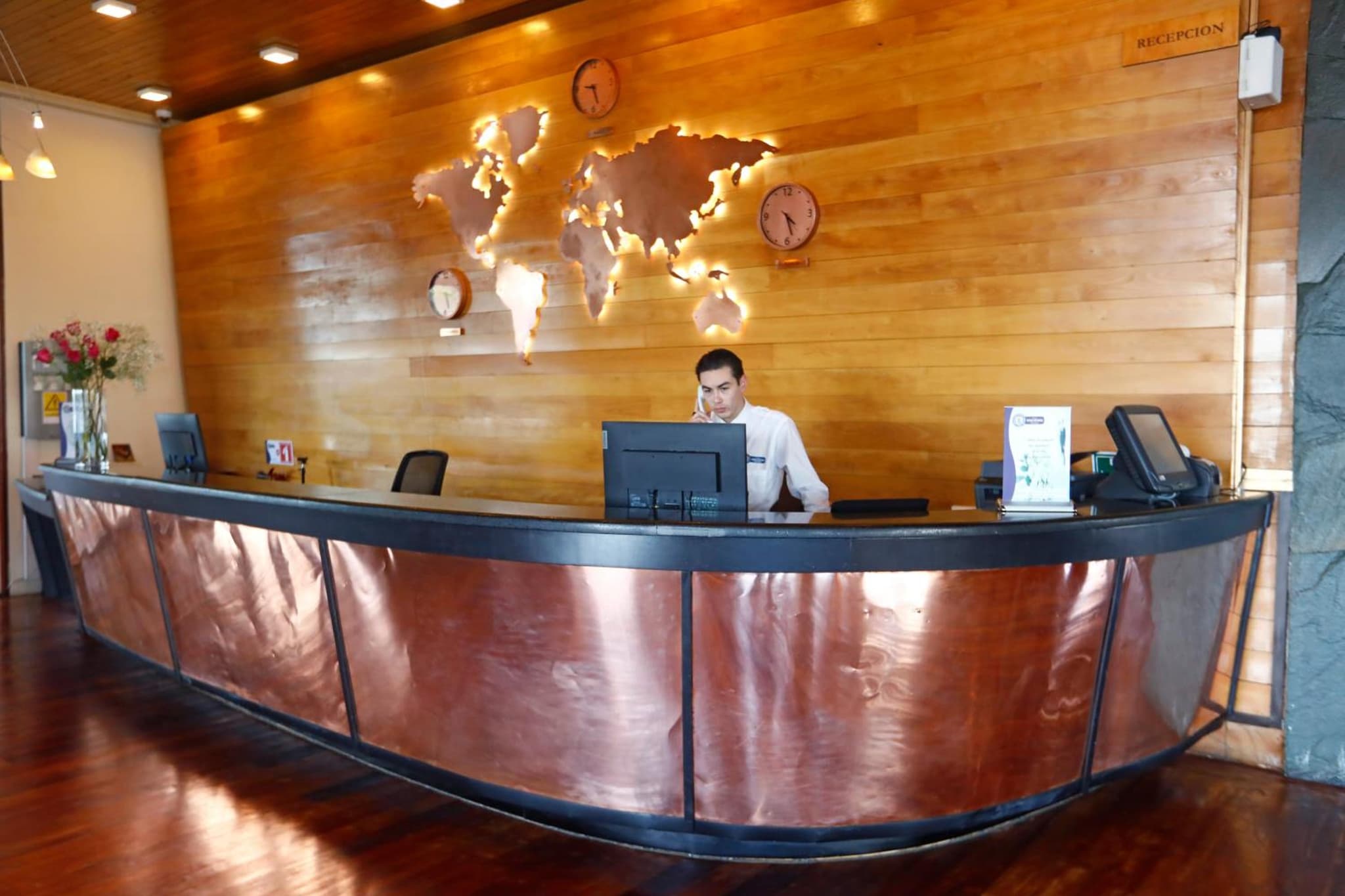 Gran Hotel Vicente Costanera photo 4