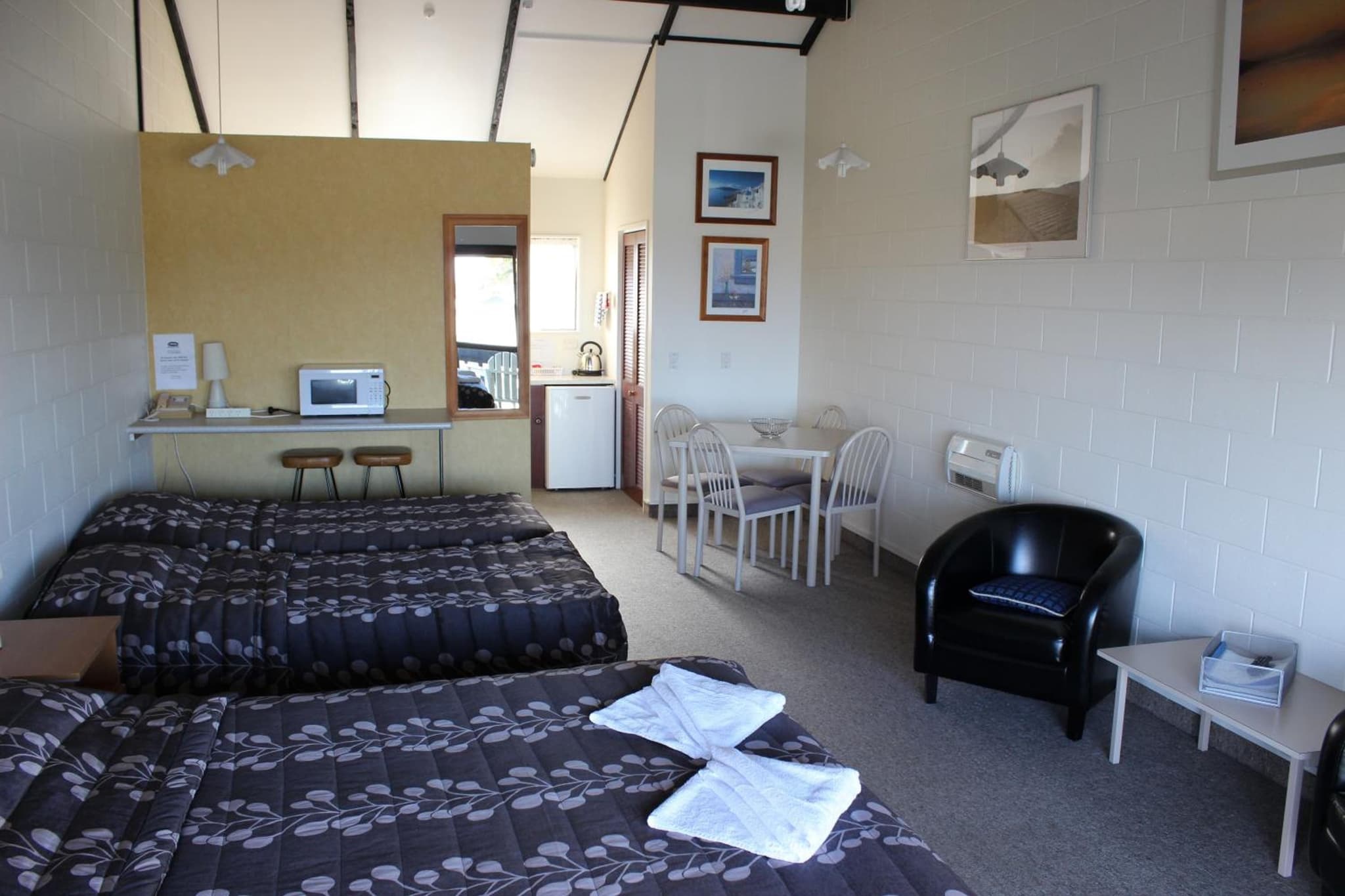 Mountain View Motel photo 7
