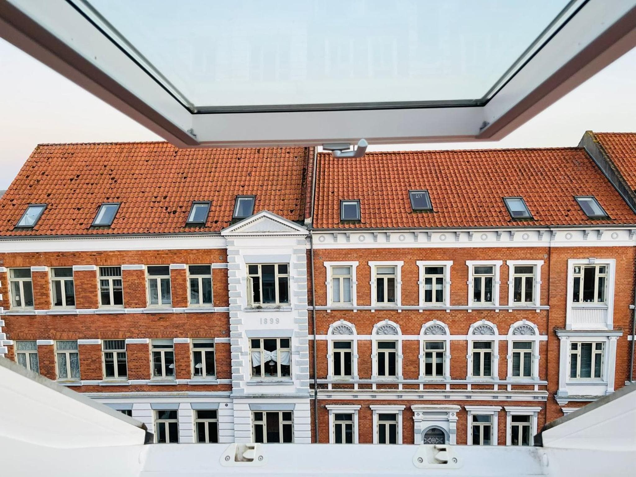 Scandinavian Apartment Hotel - Lunden 1 - Central 3 bedroom apartment on two floors