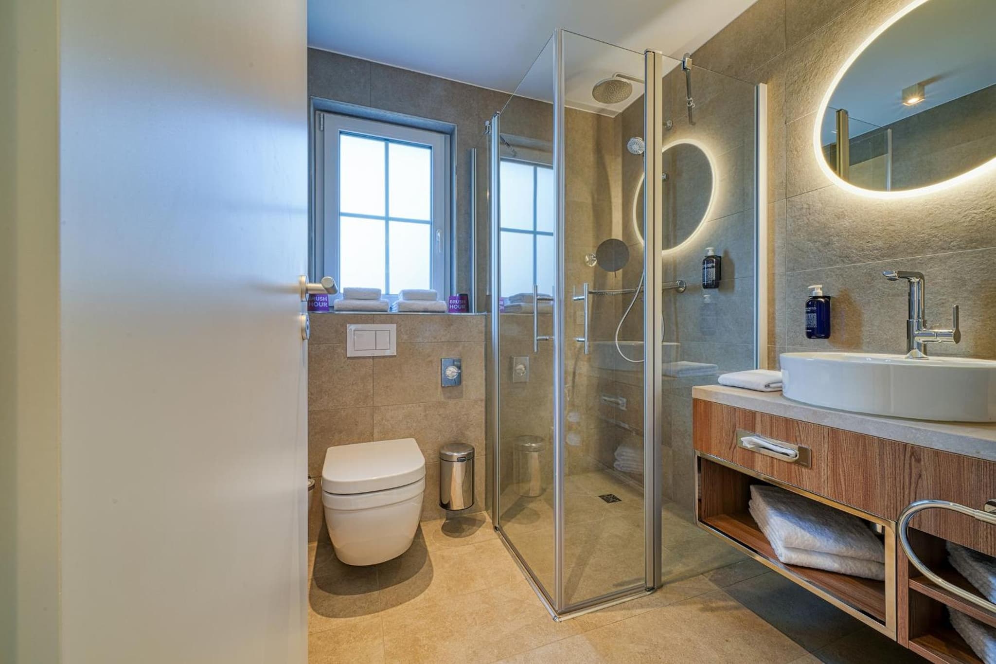 VOYA Hotel photo 9