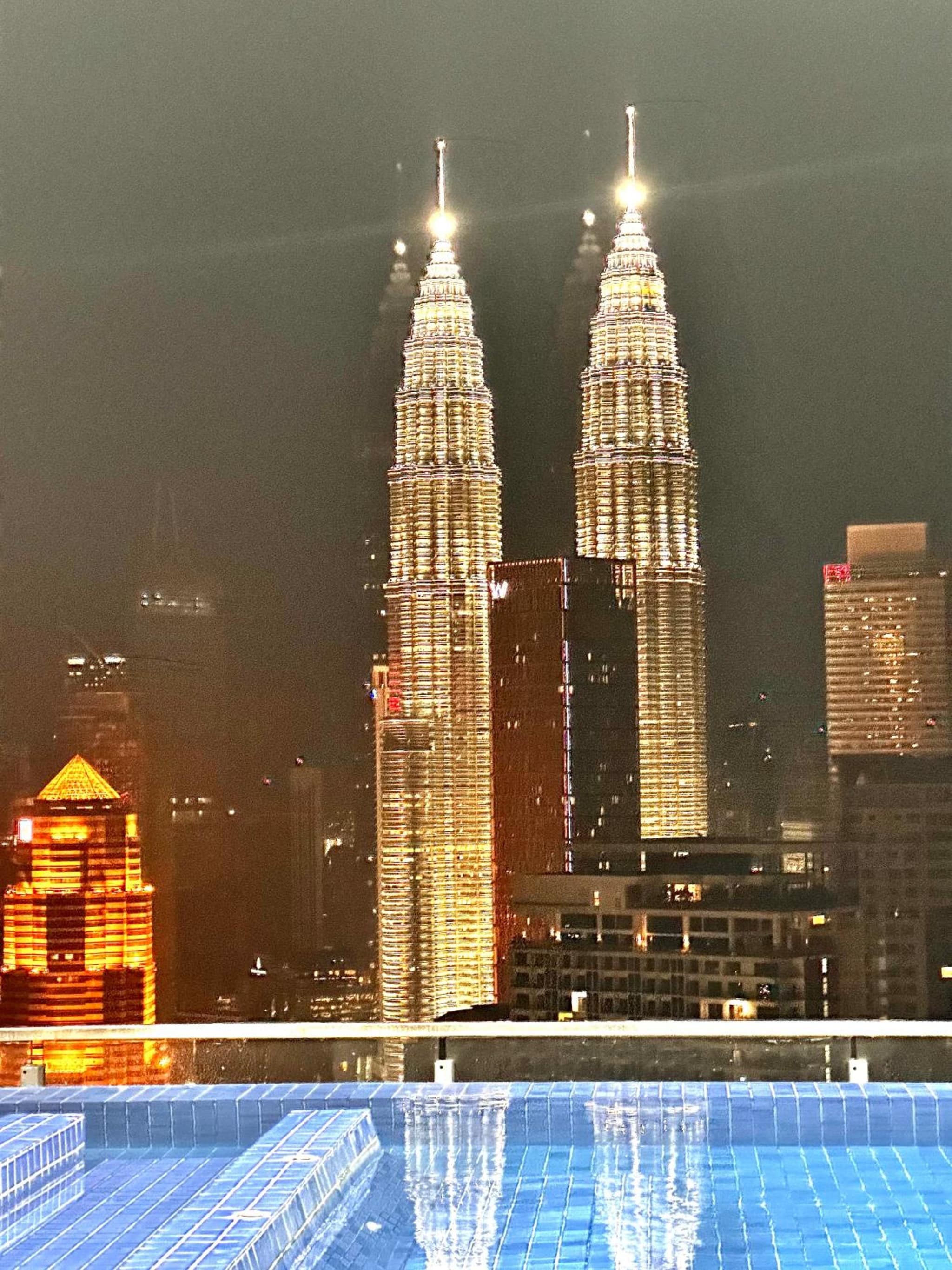 The Luxe Colony KLCC BY Infinitum photo 8