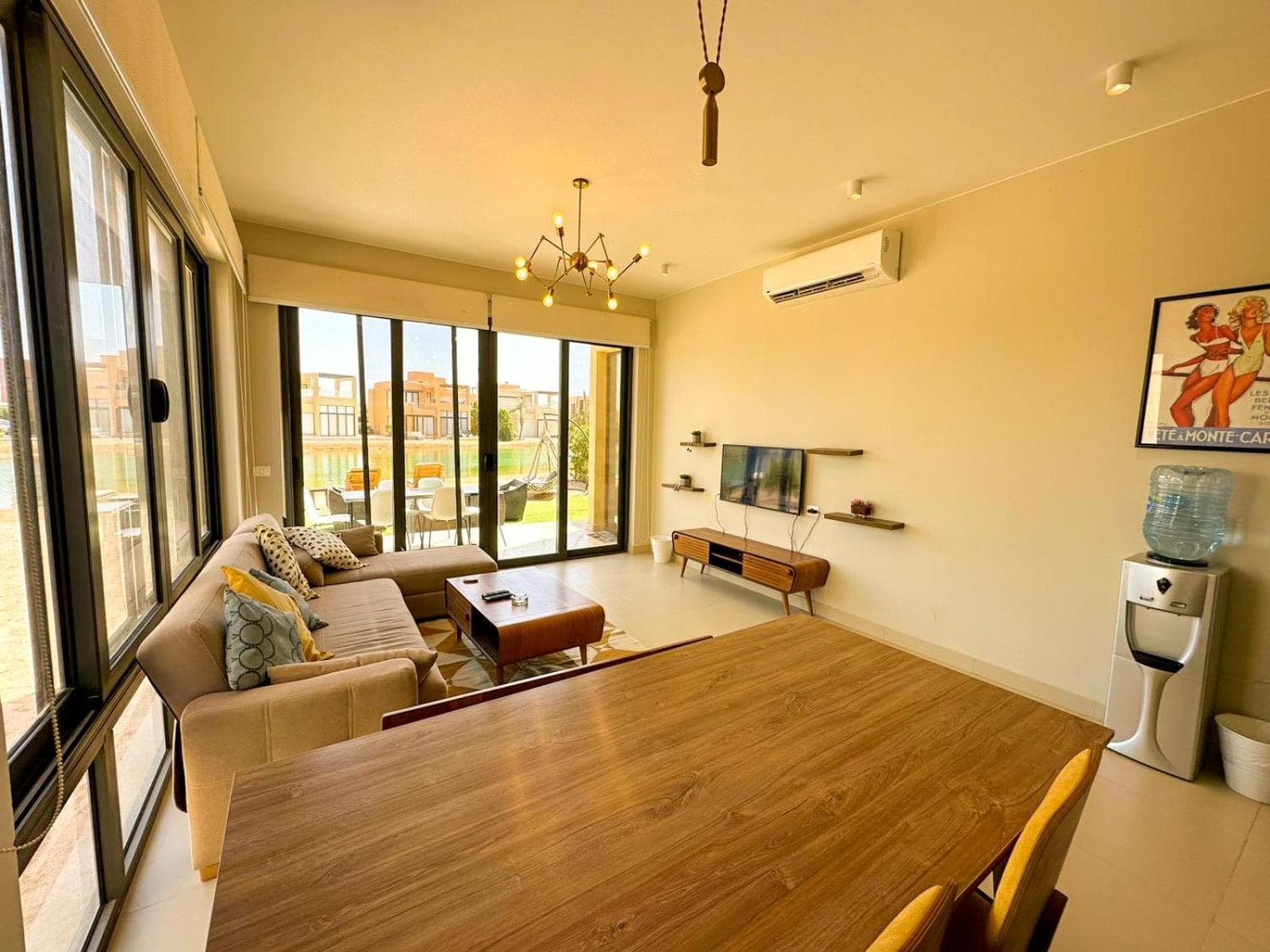 Luxury 3 bedrooms town house
