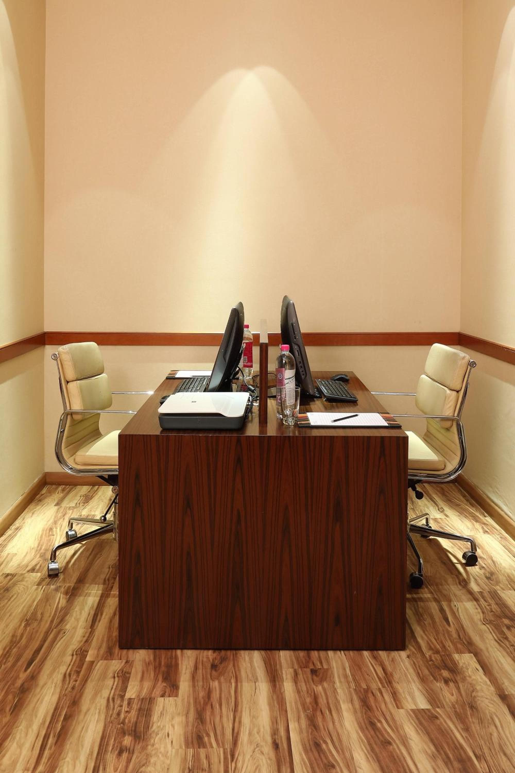 Courtyard by Marriott Kochi Airport photo 5