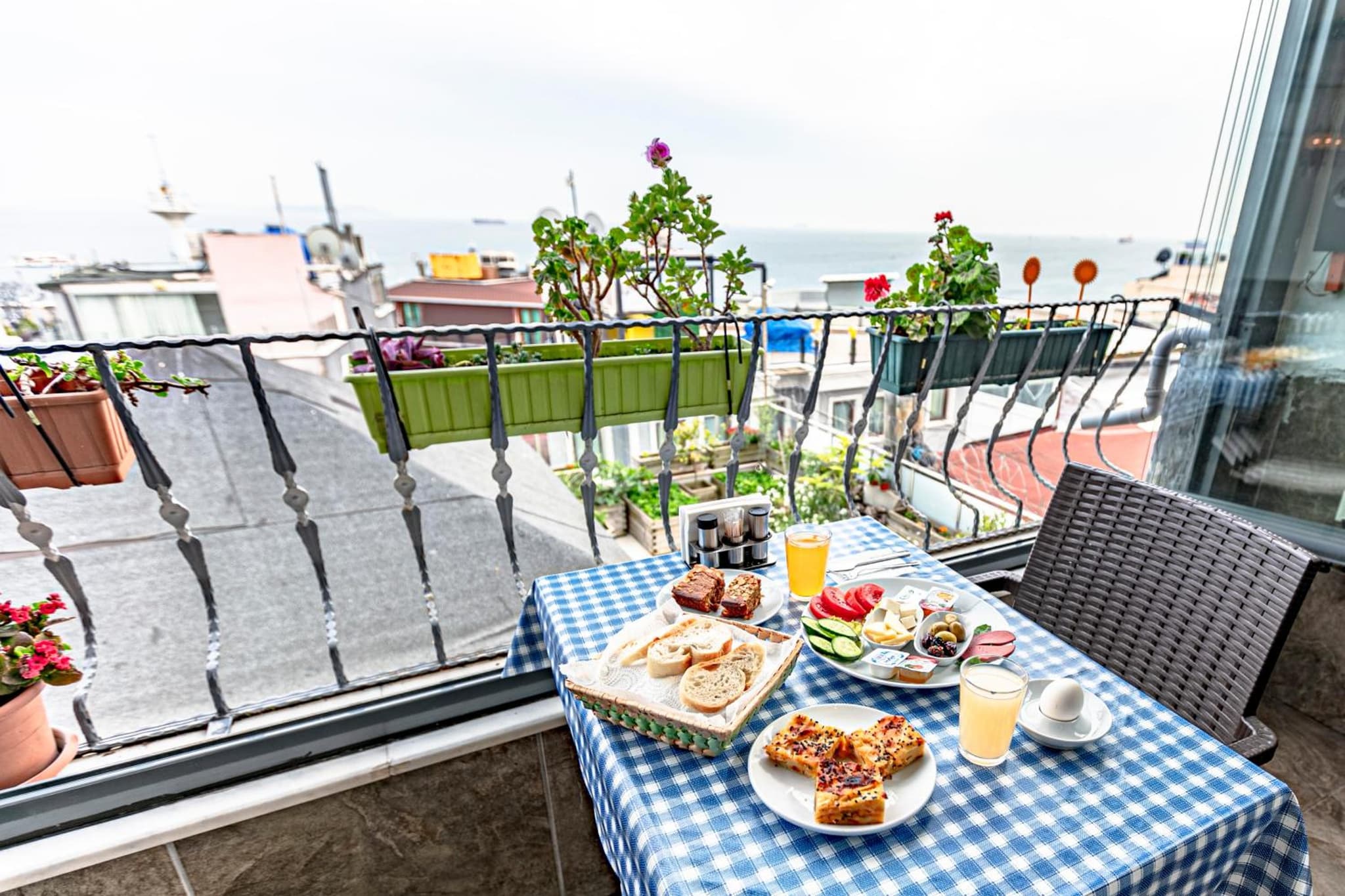balance & terrace
