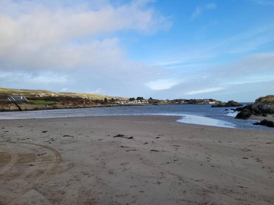 Cottage by the sea Greencastle photo 2