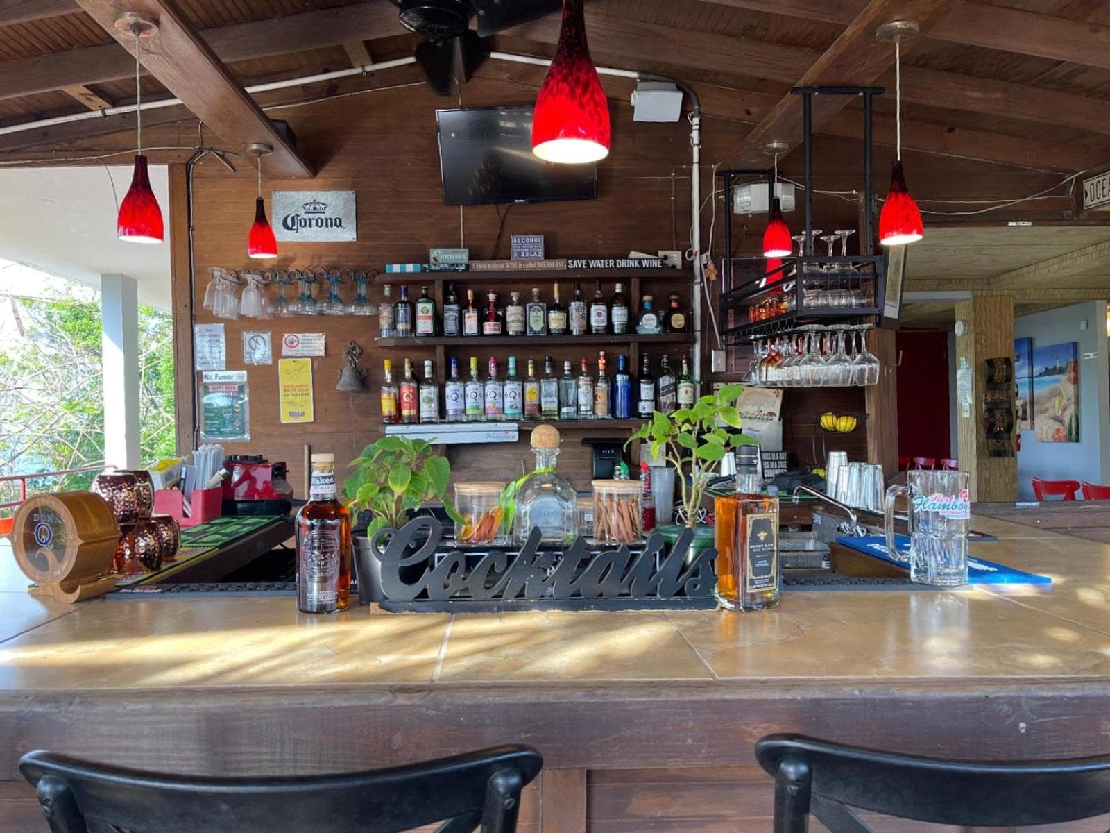 Red Flamboyan Guesthouse and Restaurant photo 3