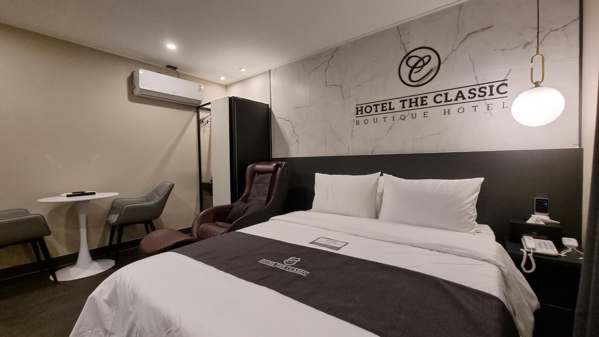 Hotel The Classic photo 3
