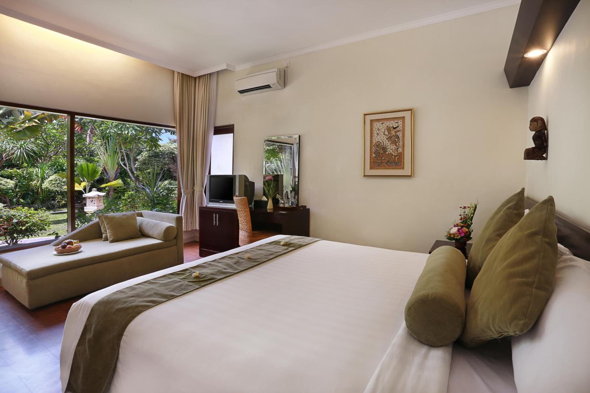 Respati Beach Hotel photo 2