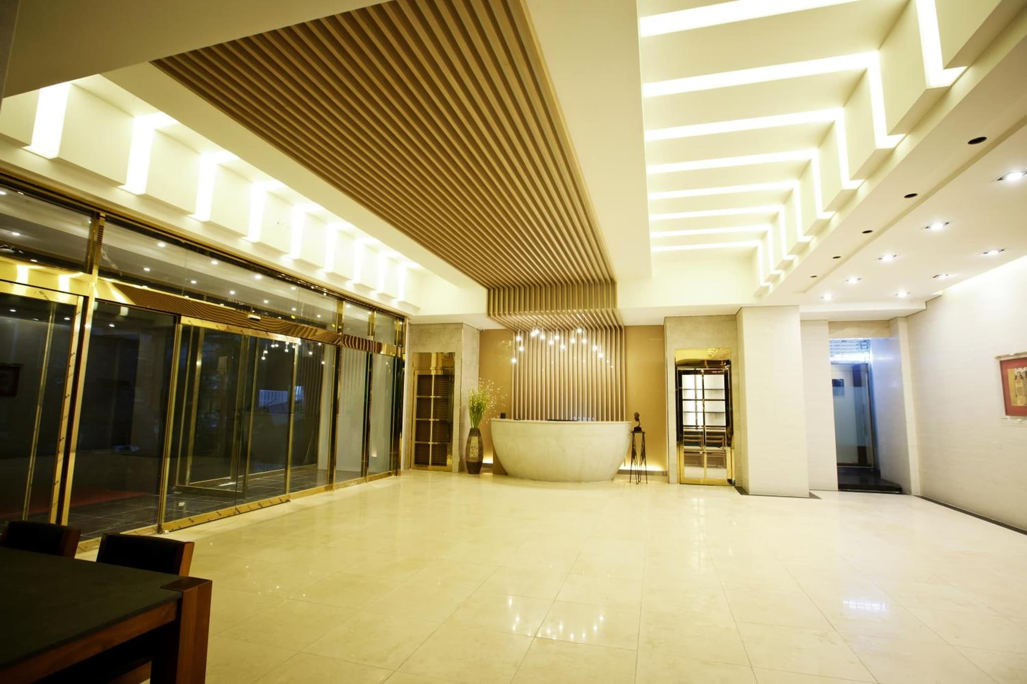Ariana Hotel photo 3