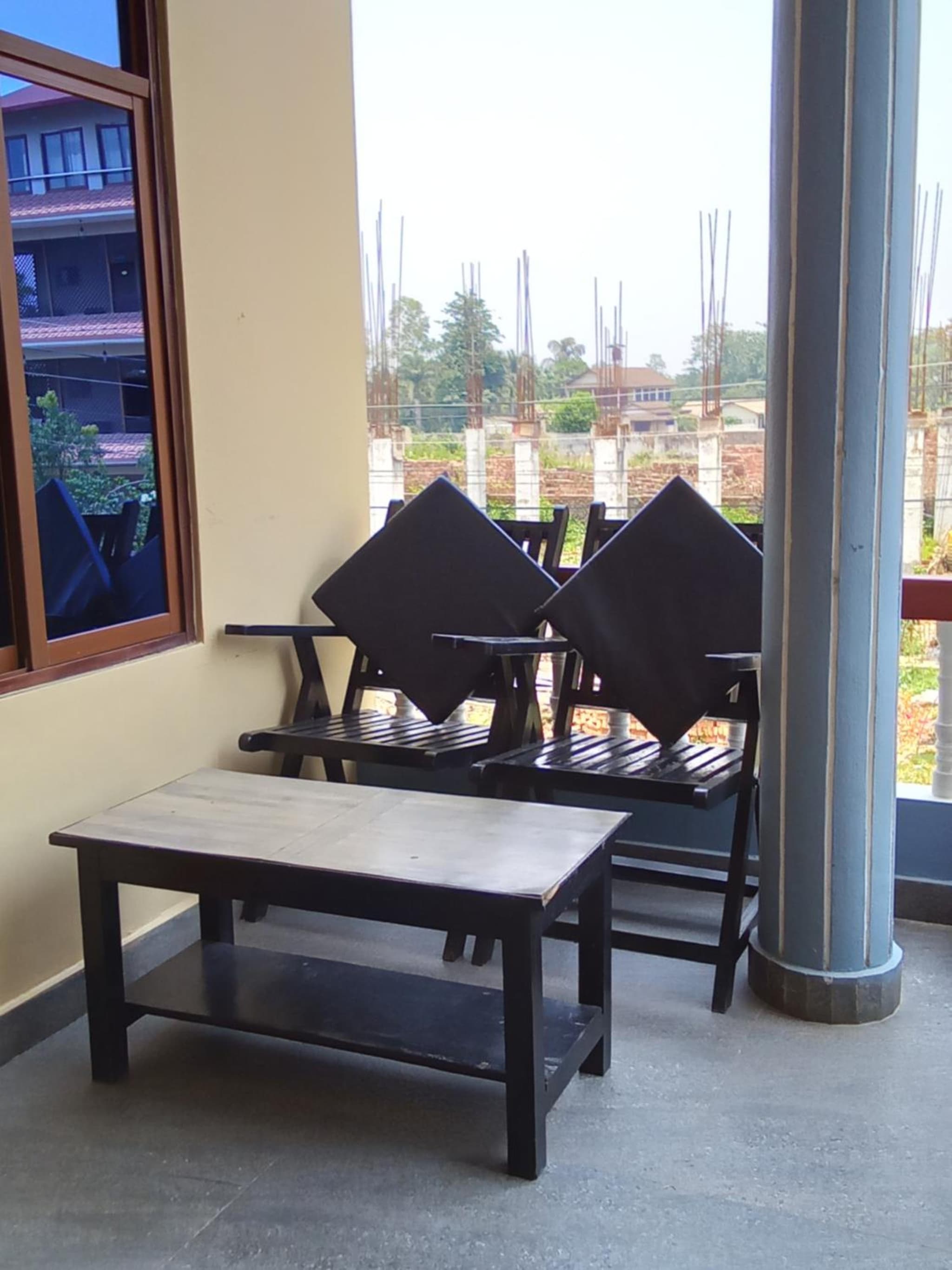 Hotel Mirage Sauraha photo 7