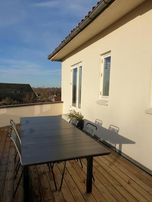 Moderne villalejlighed på 110 kvm + stor terrasse