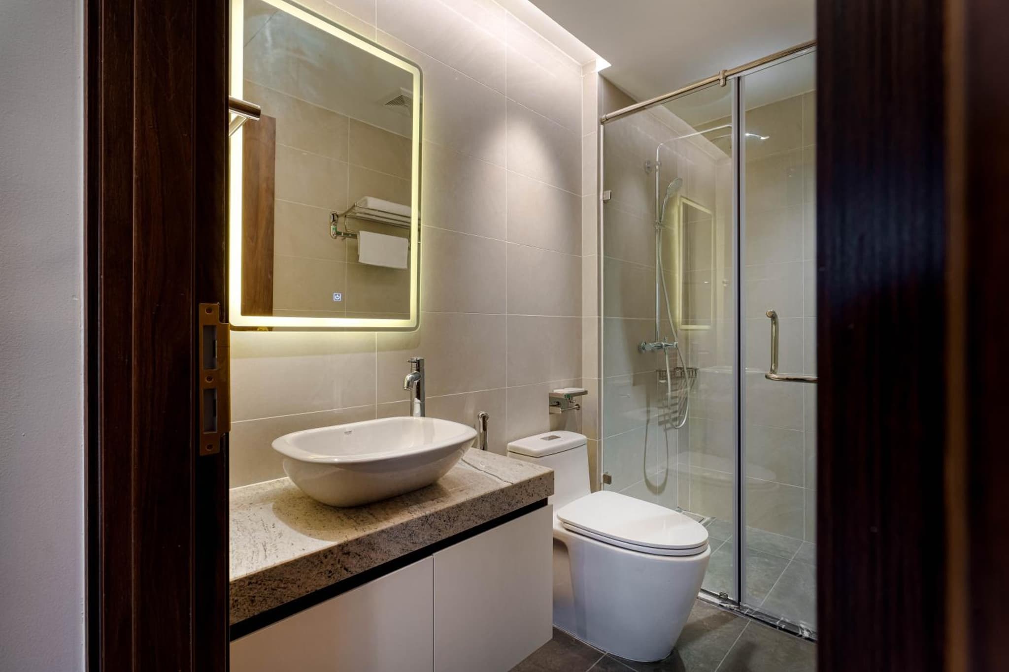 MK Riverside Apartment by Haviland photo 8