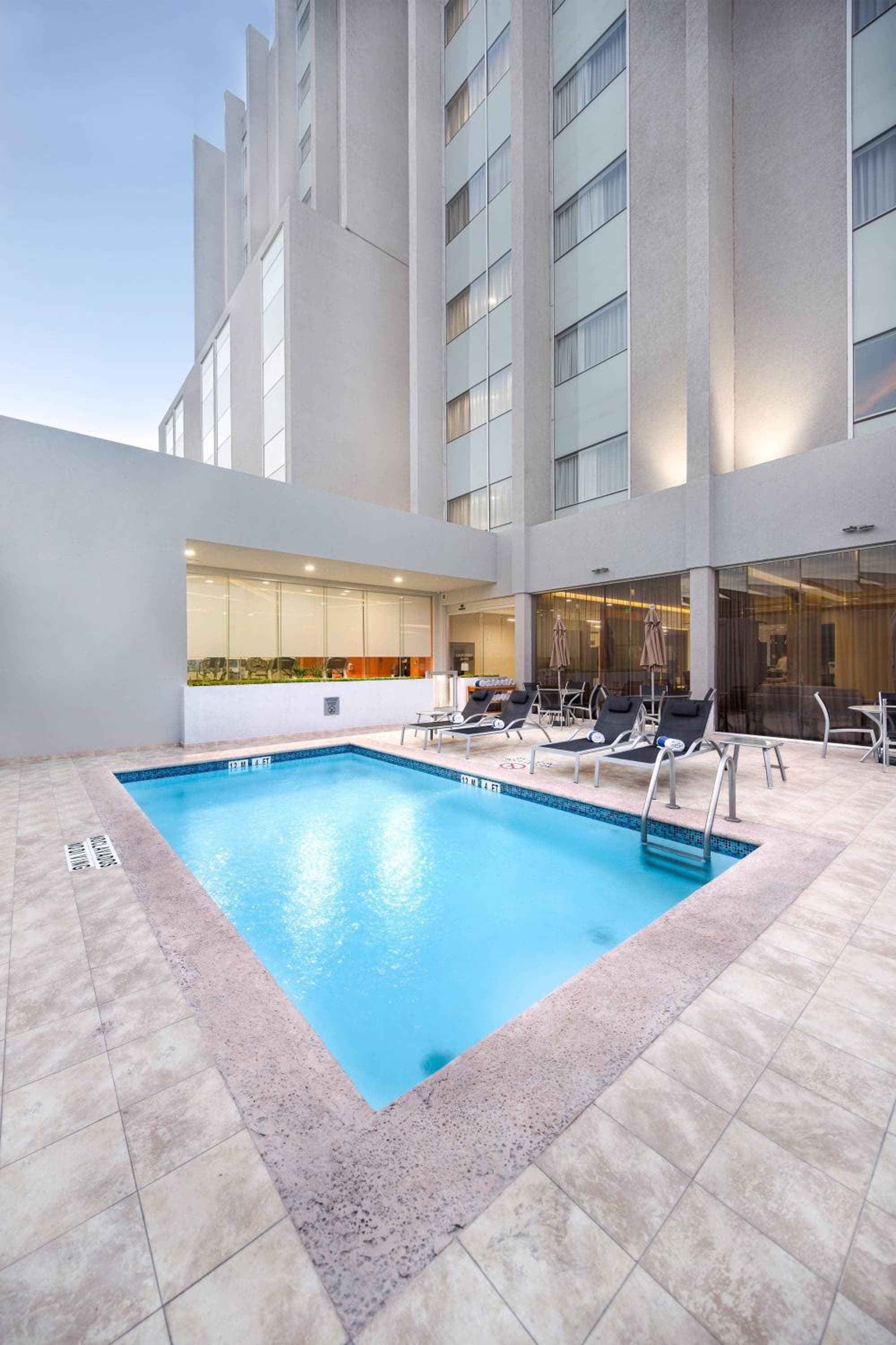 Courtyard by Marriott Saltillo photo 2