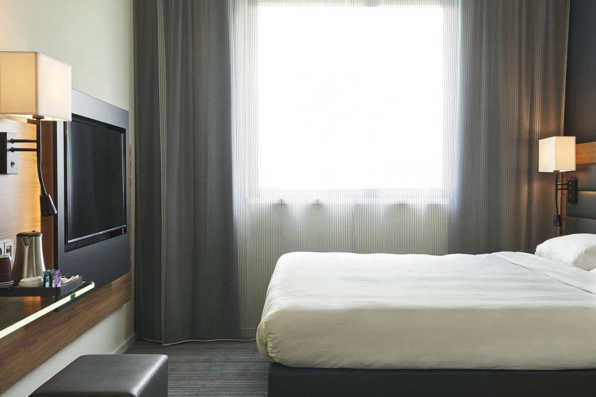 Moxy London Heathrow Airport photo 9