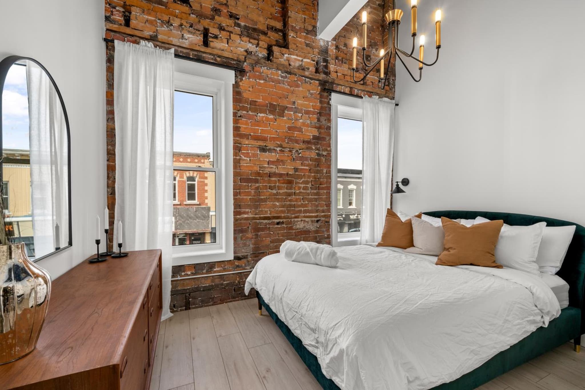 The Goodman: Front Street Flats photo 8