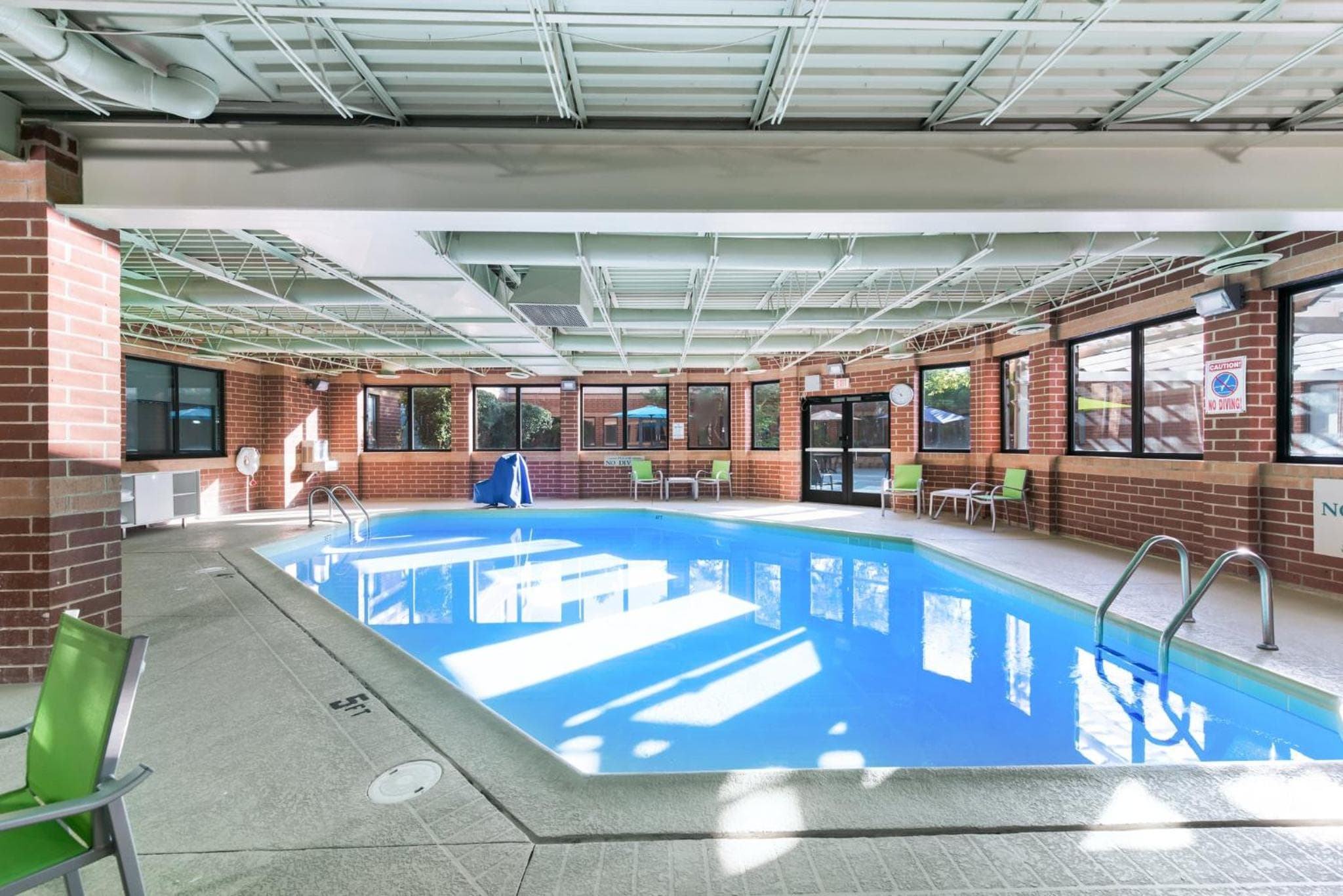 Holiday Inn Express Naperville by IHG photo 9