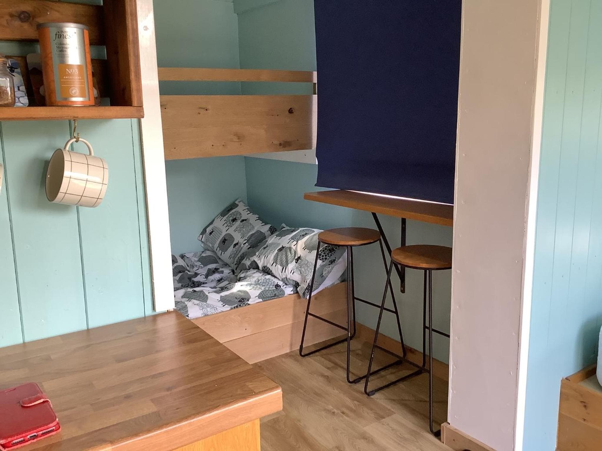 Shepherds Hut (Benny's) photo 4