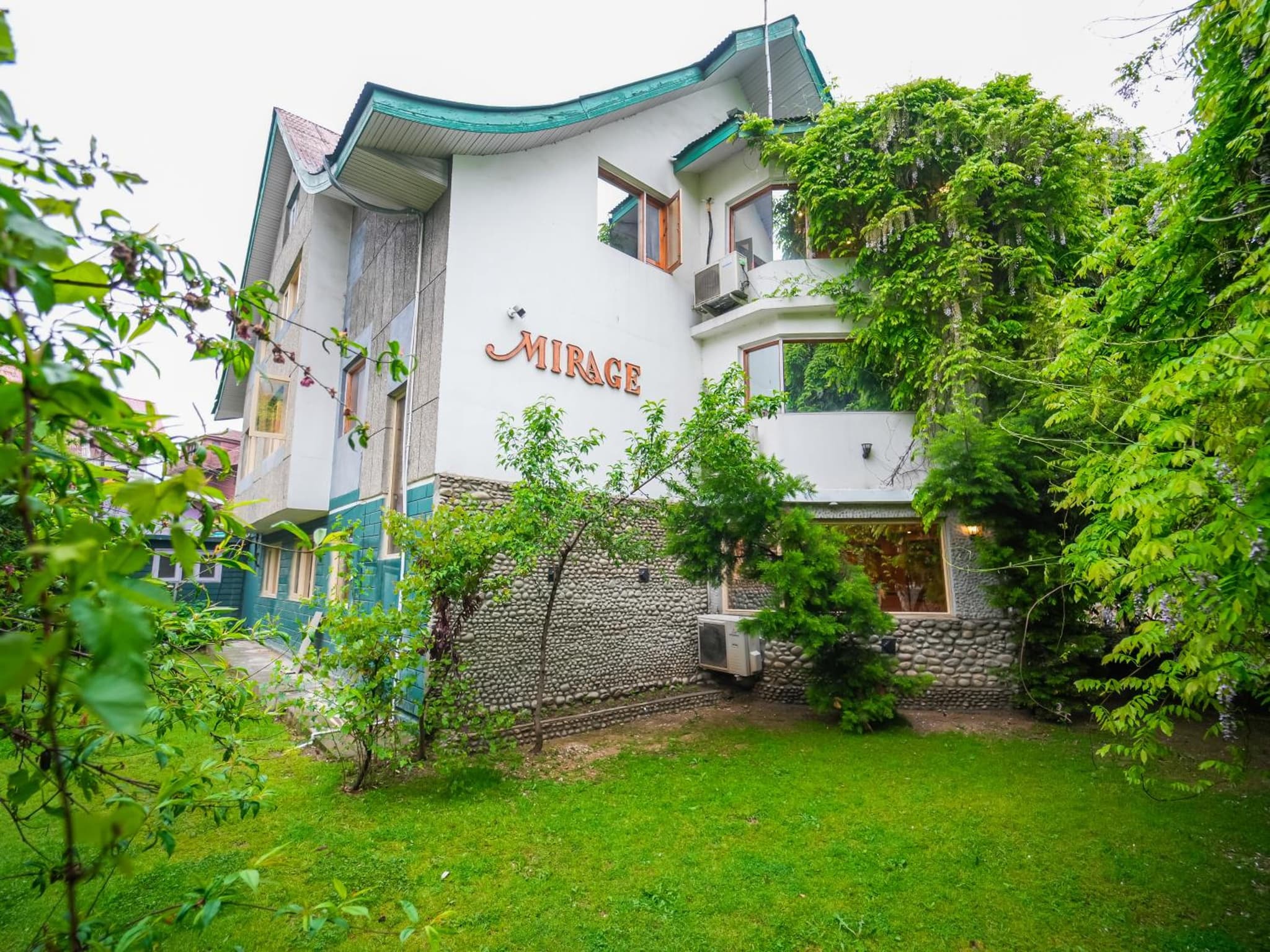 Hotel Mirage