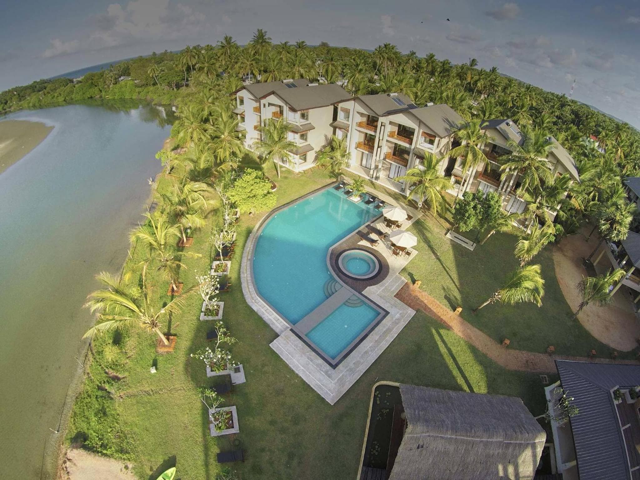Amaranthe Bay Resort & Spa photo 4