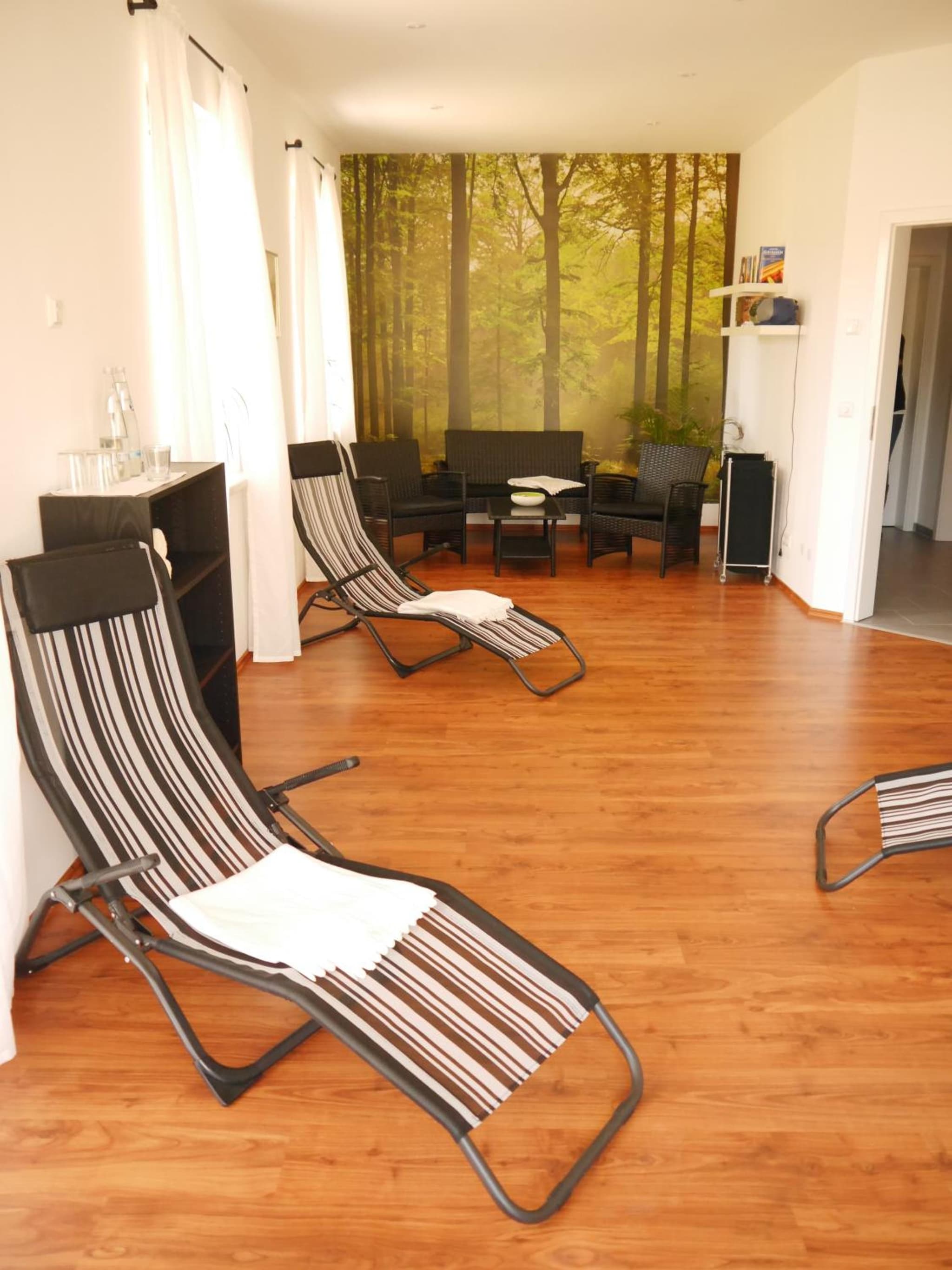 Hotel & Restaurant Lindengarten photo 7