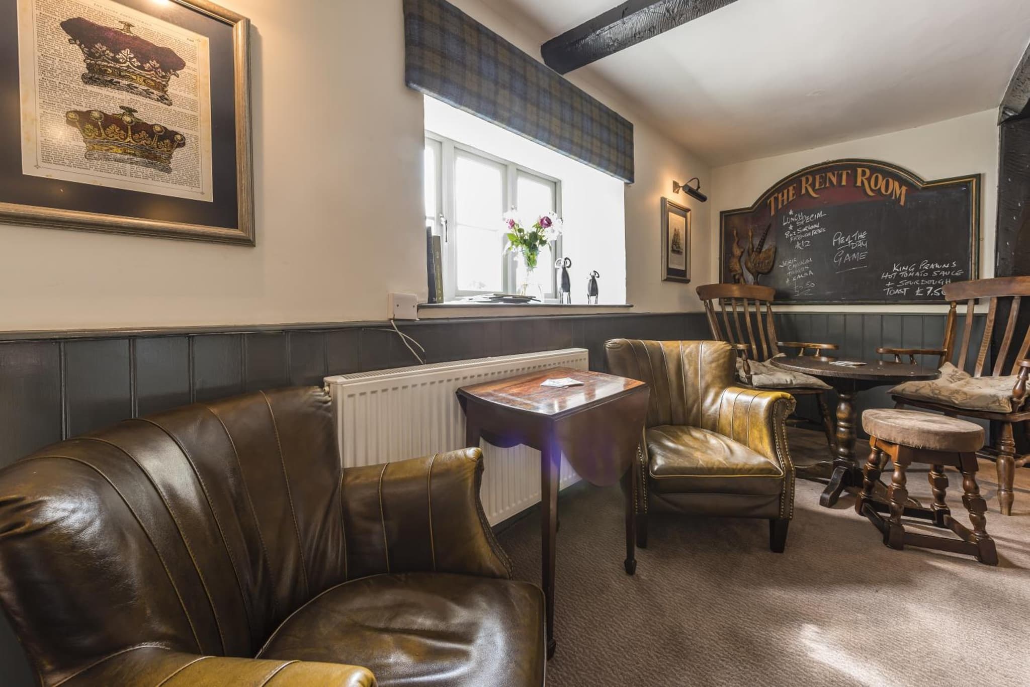 The Hopton Crown photo 7