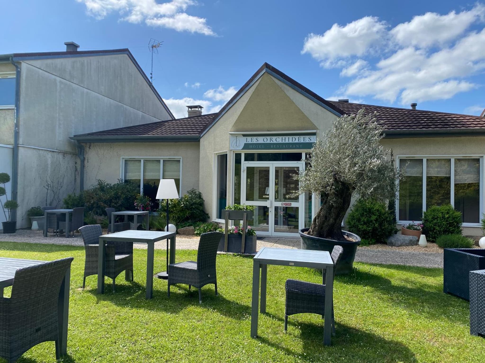 Les Orchidées , Hôtel & Restaurant