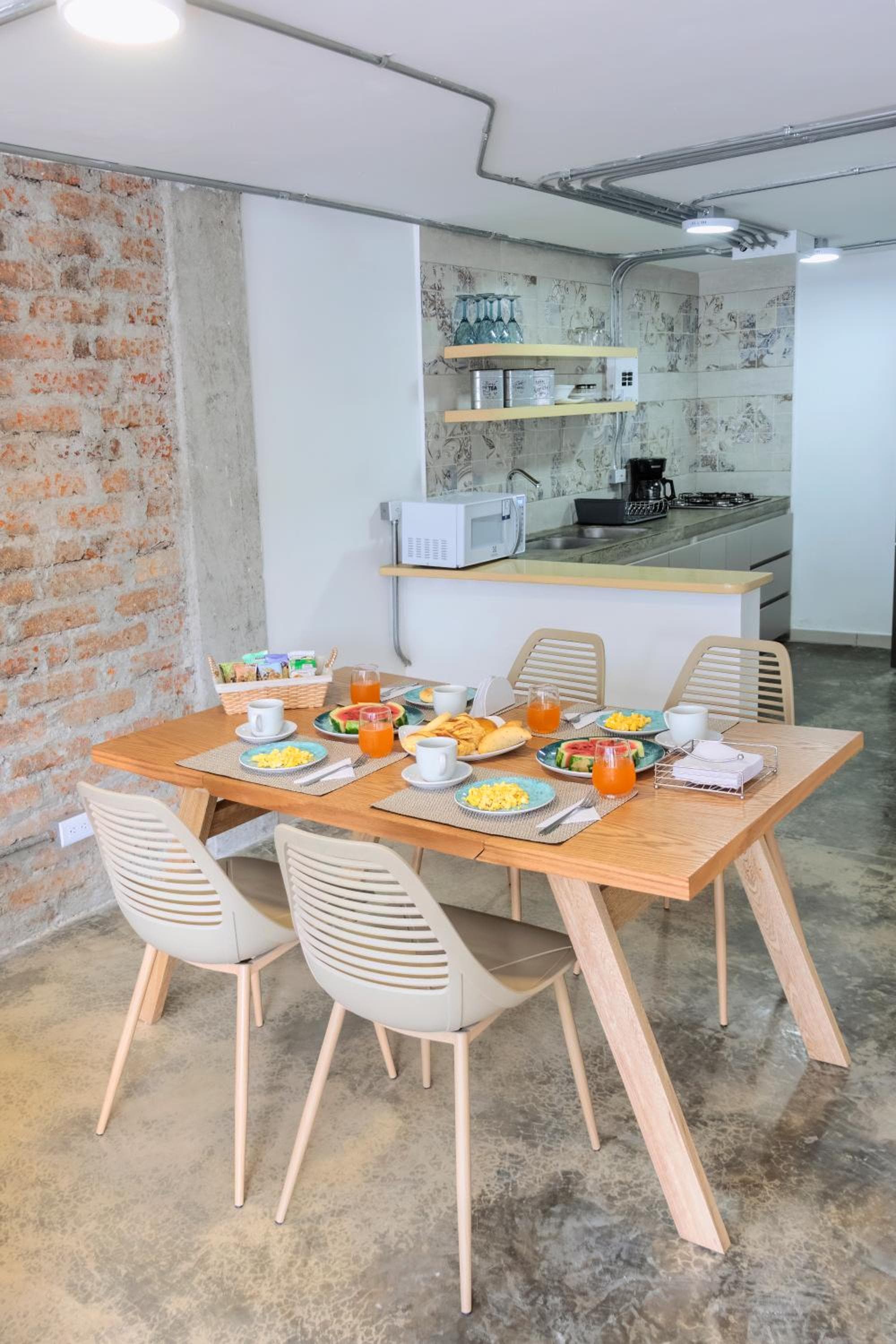 Ventiuna Hotel y Coliving photo 9