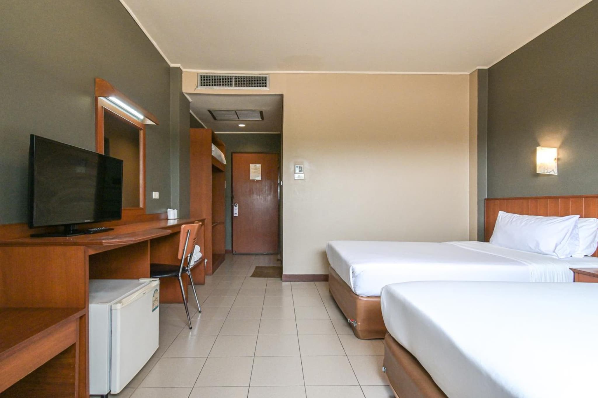 Rattana Park Hotel photo 5