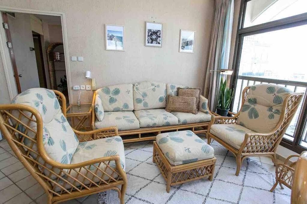 Orchid Hotel Beachfront 2BR Apartment photo 9