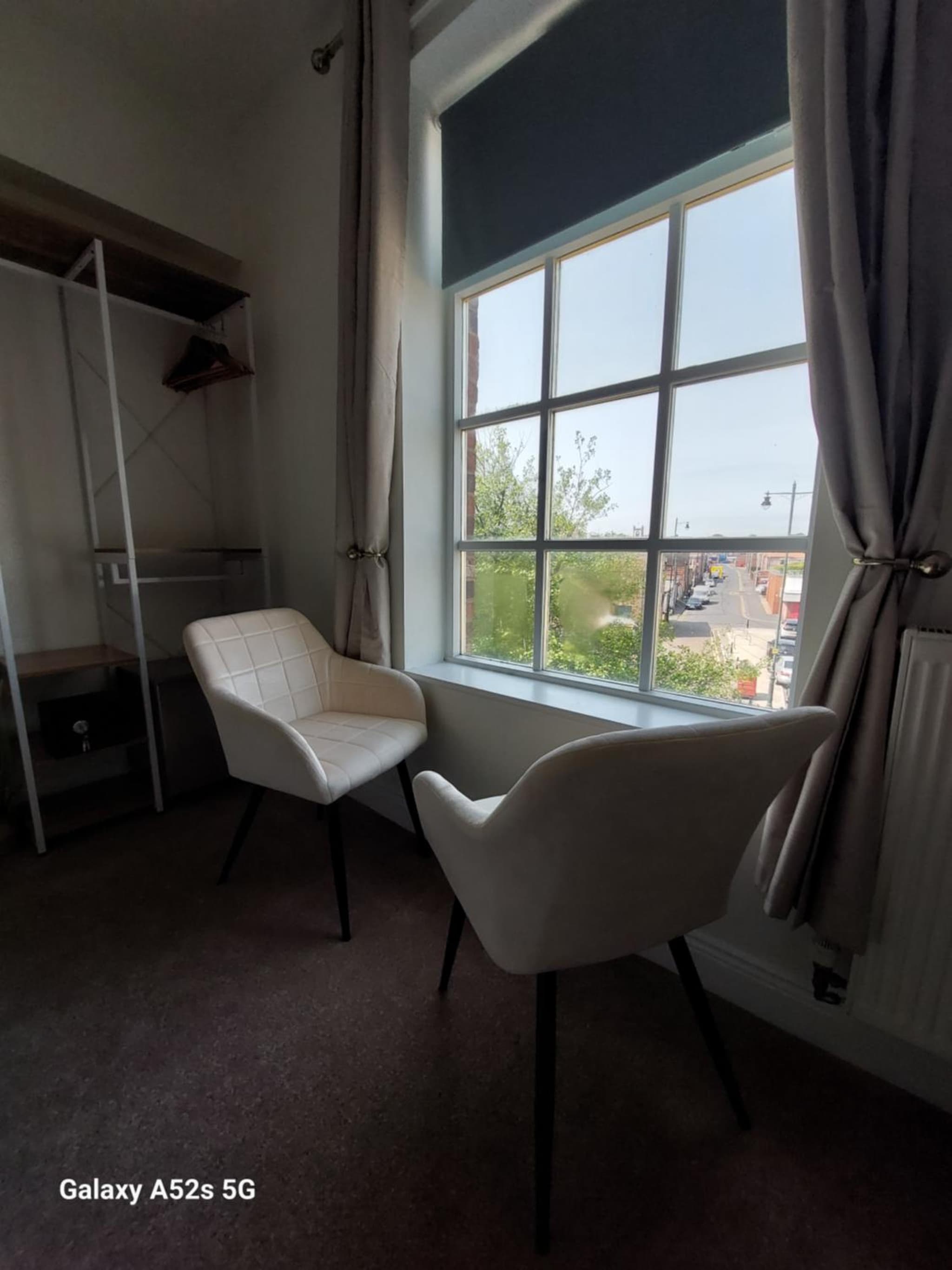 LONDONDERRYS Bar and Accommodation photo 9
