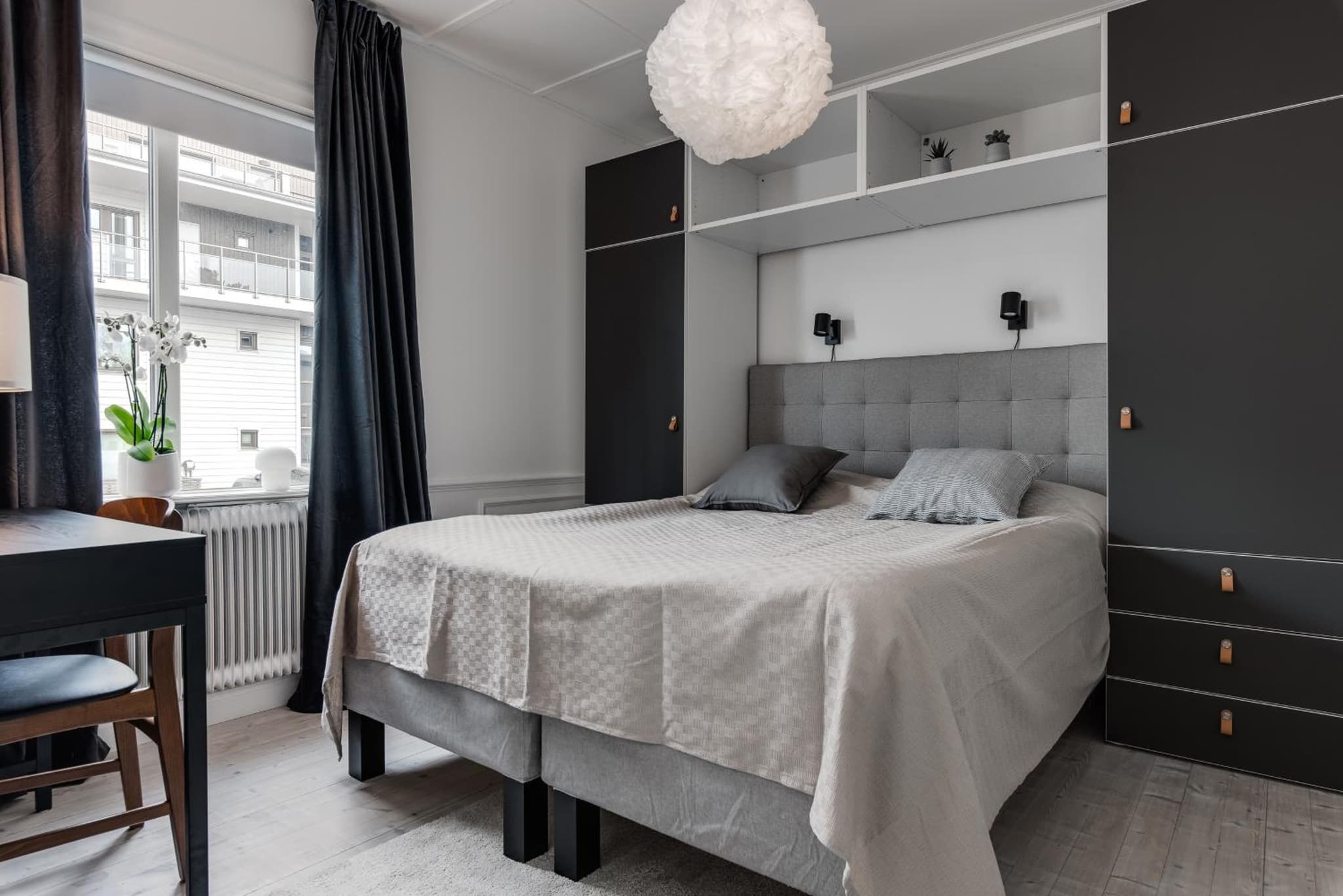 Luxurious apartment for the modern executive photo 8