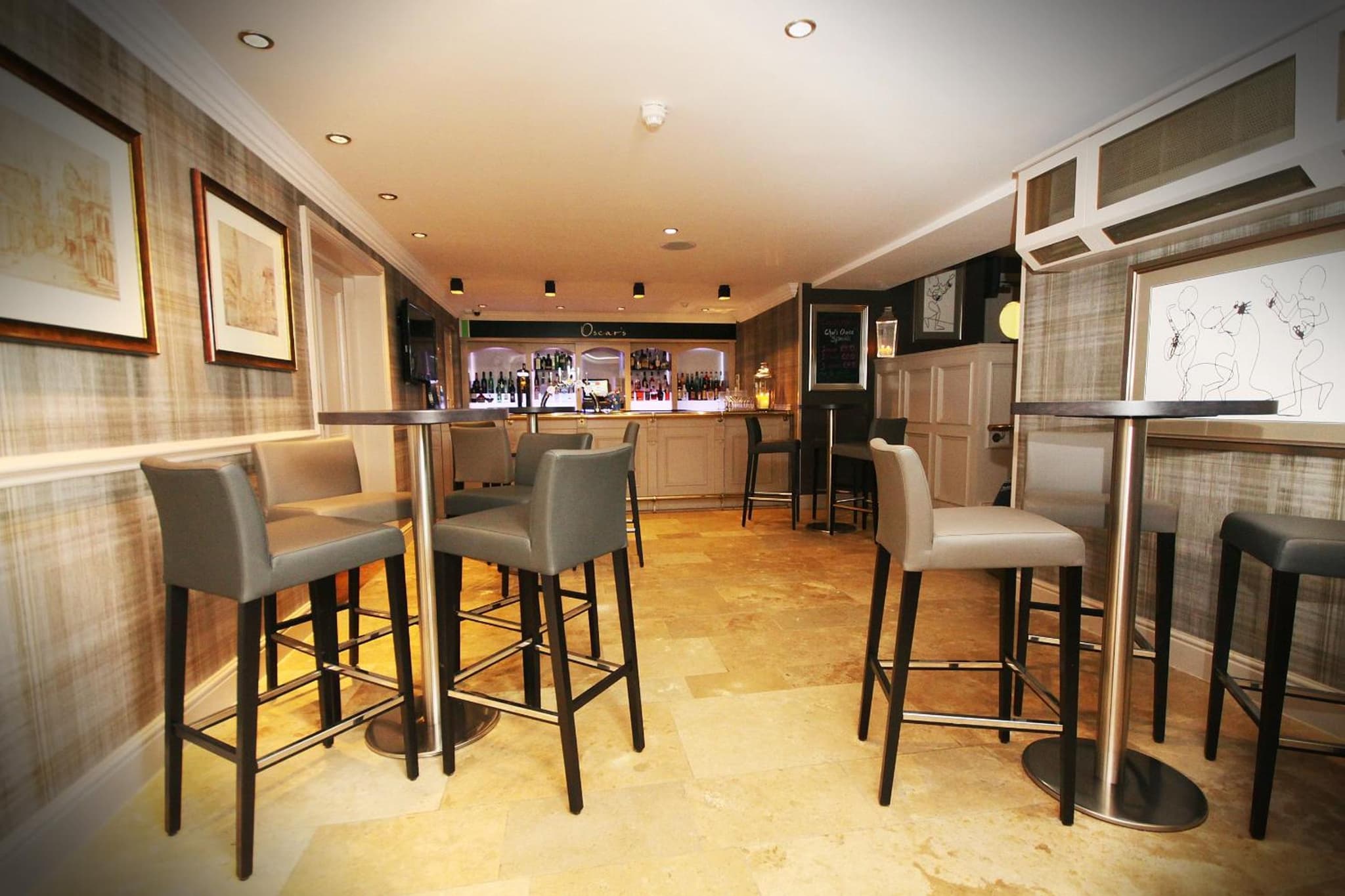 Red Hall Hotel photo 5