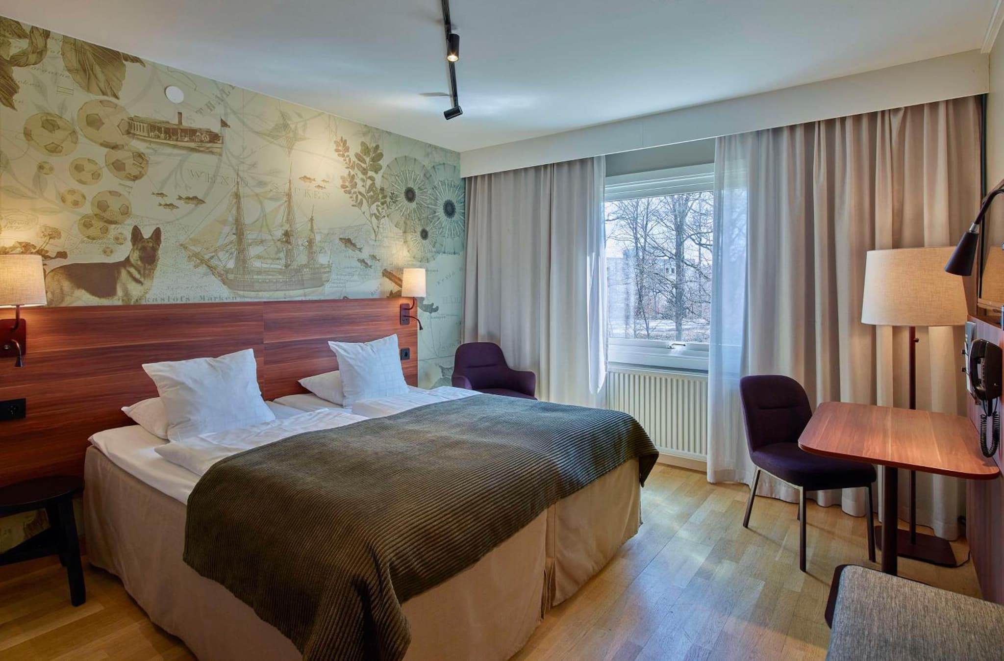 hotel room