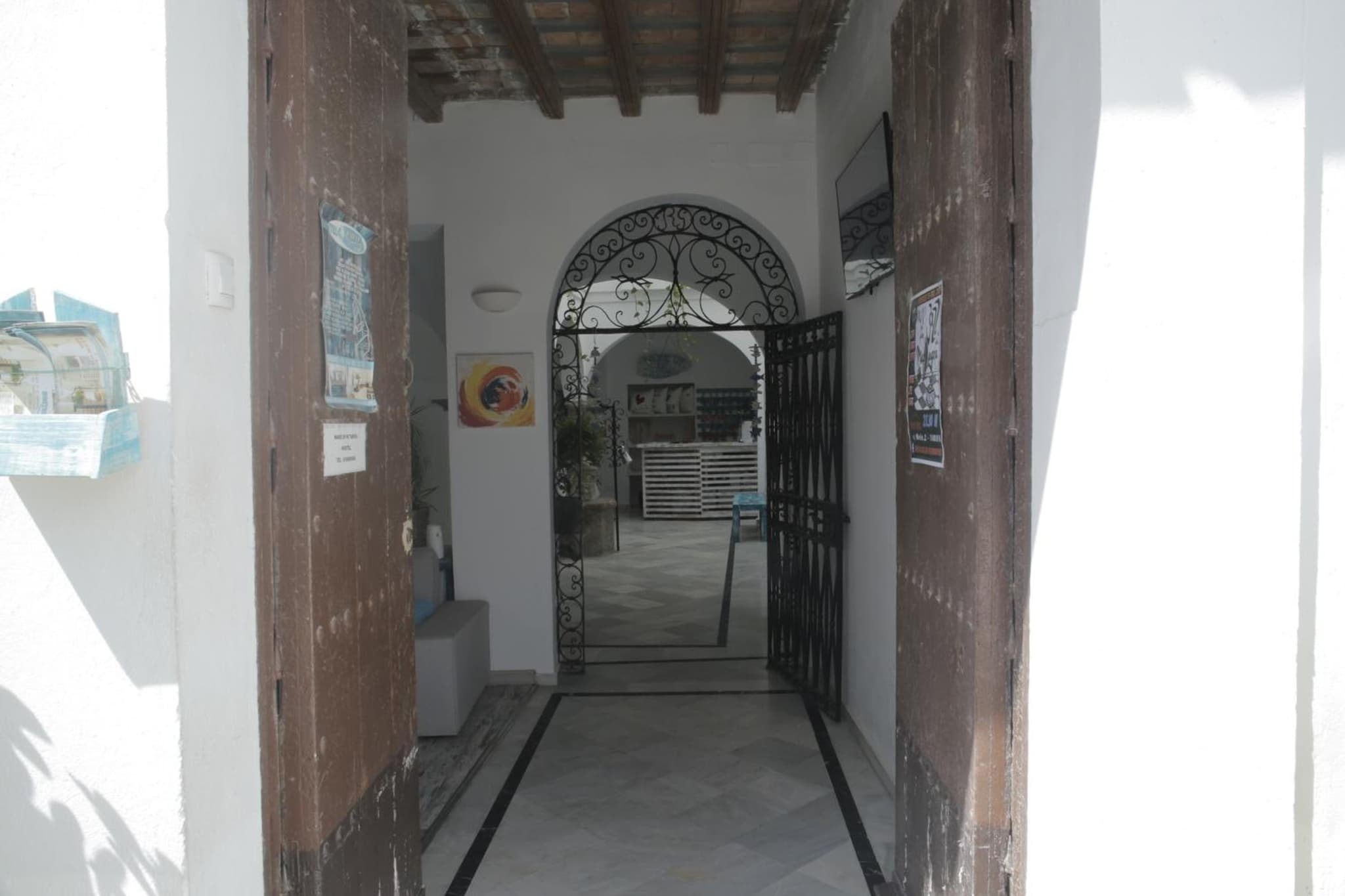 Wake up in Tarifa Hostel & Restaurant Lounge photo 9
