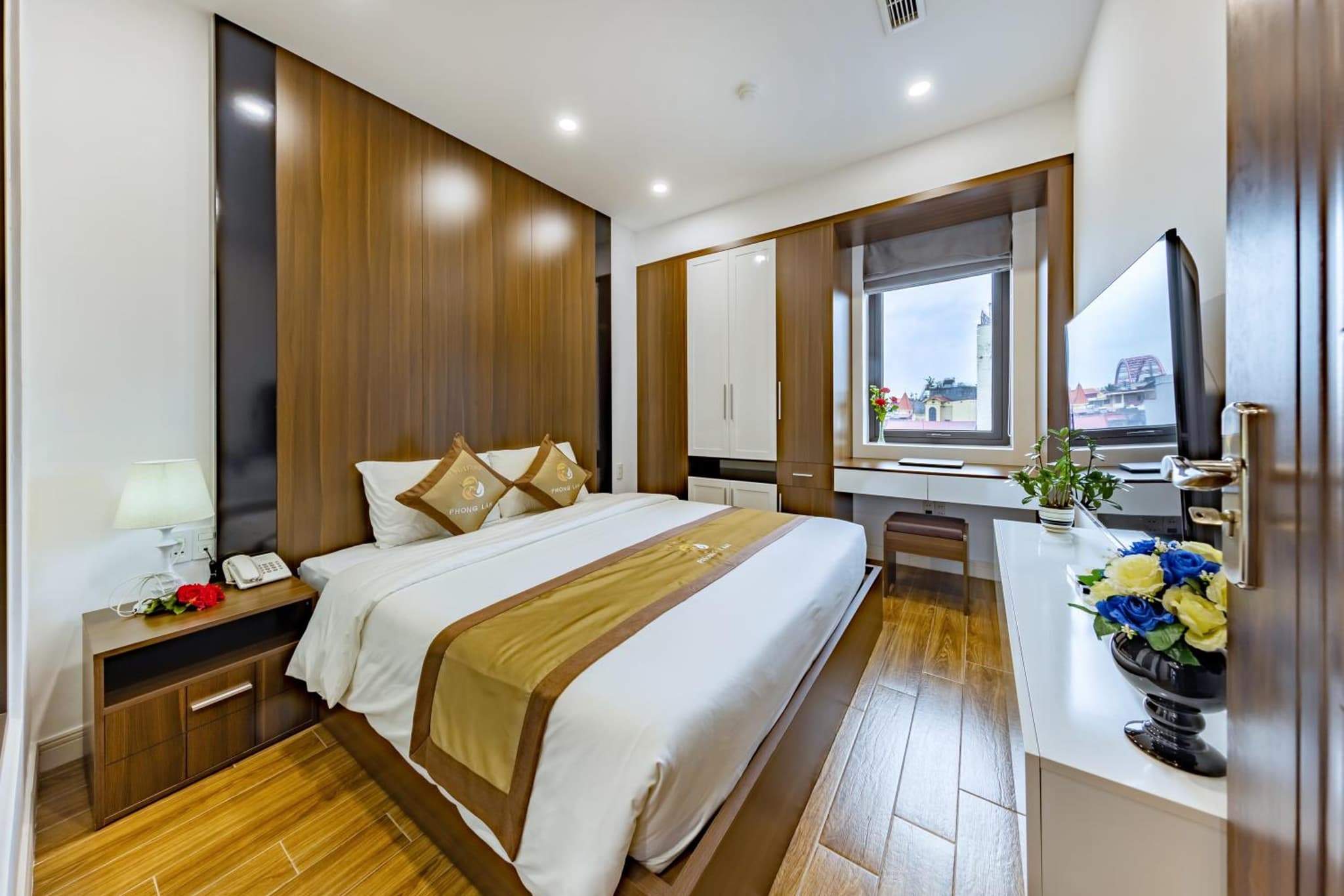 Phong Lan Apartments photo 7