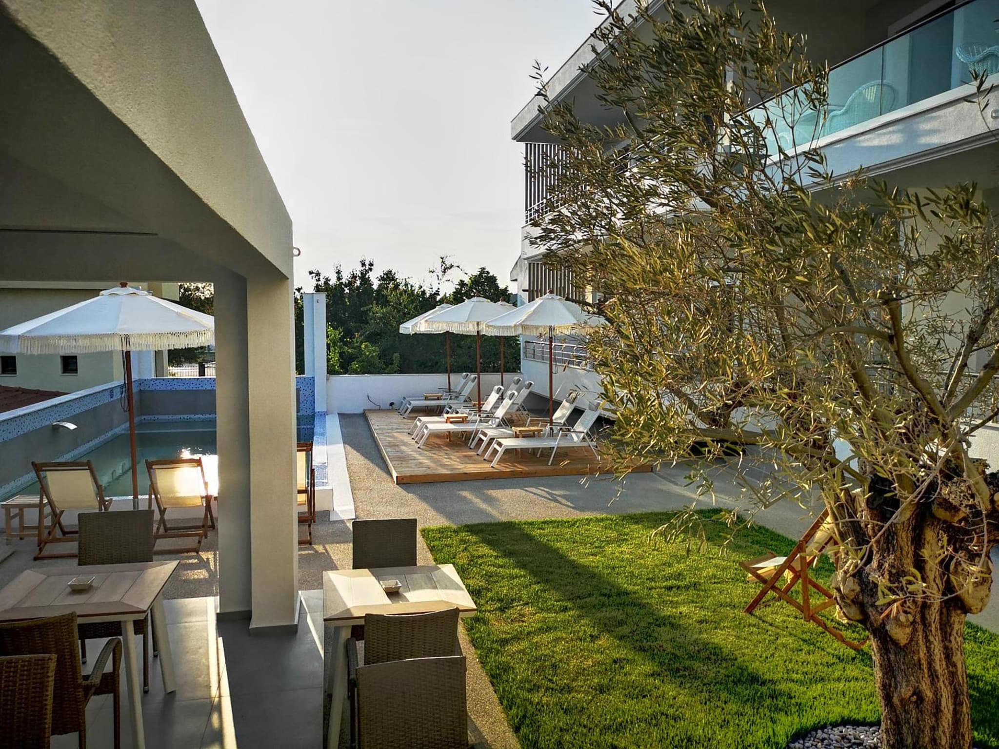Sera-Nata Superior Suites photo 5