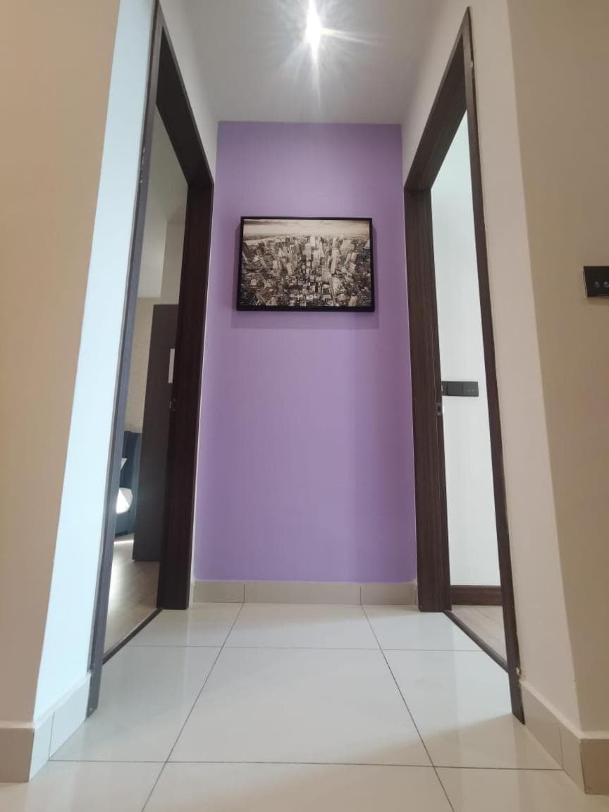 Cozy couple apartment suite photo 8