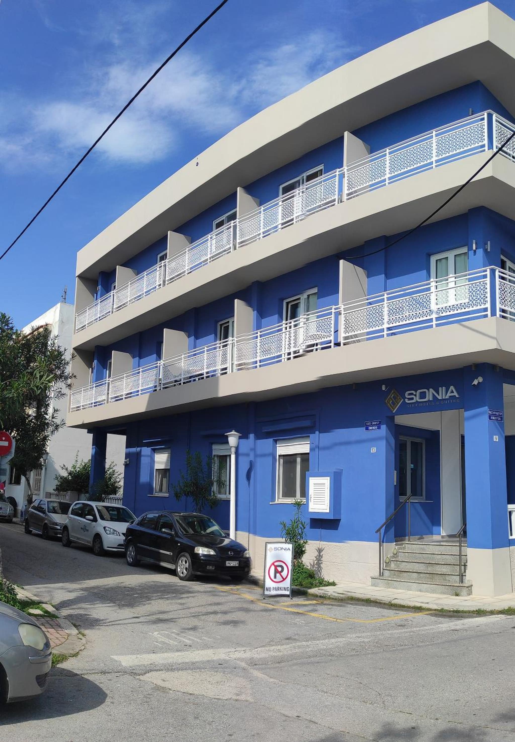 Sonia Hotel & Suites - Adults Only